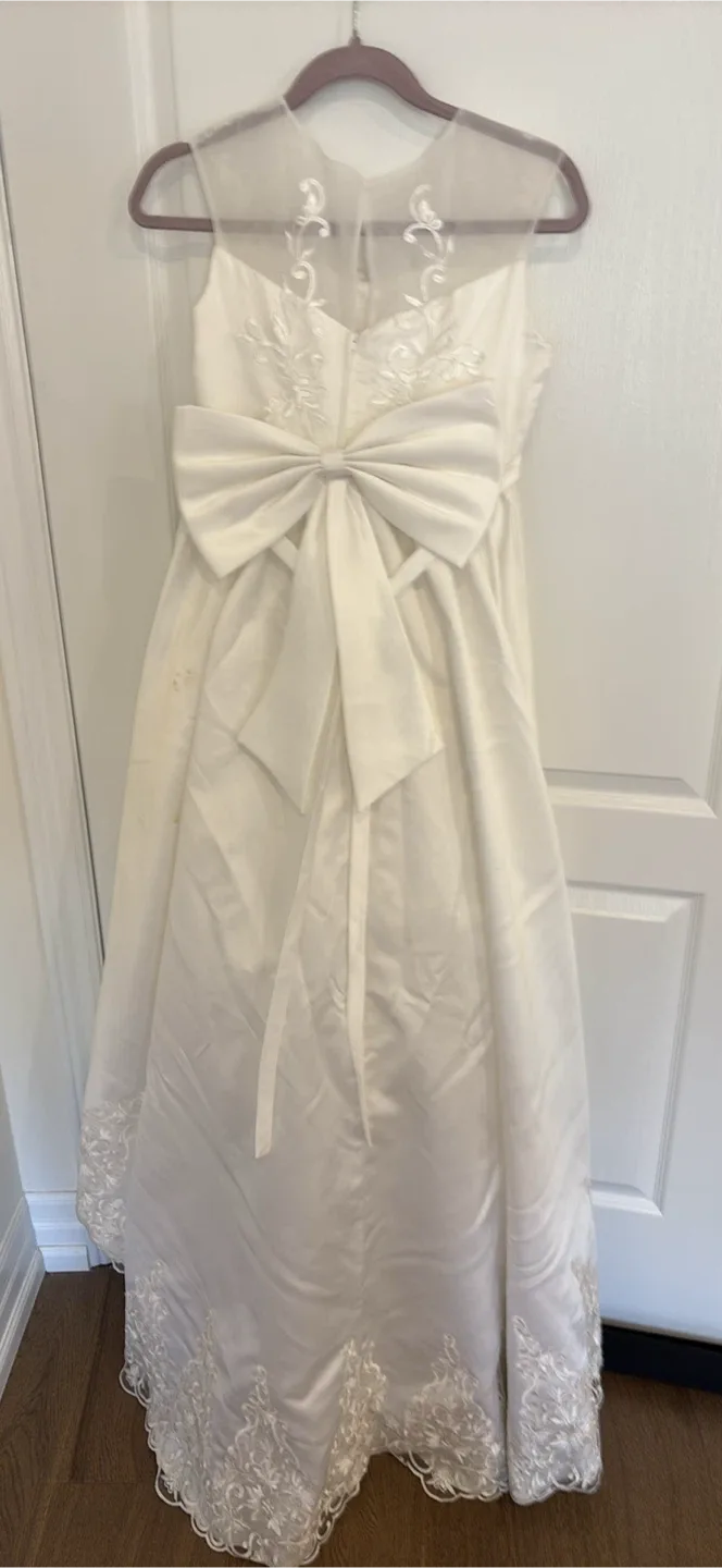 Tip Top Kids White Dress - Size 12 image indicator(4)