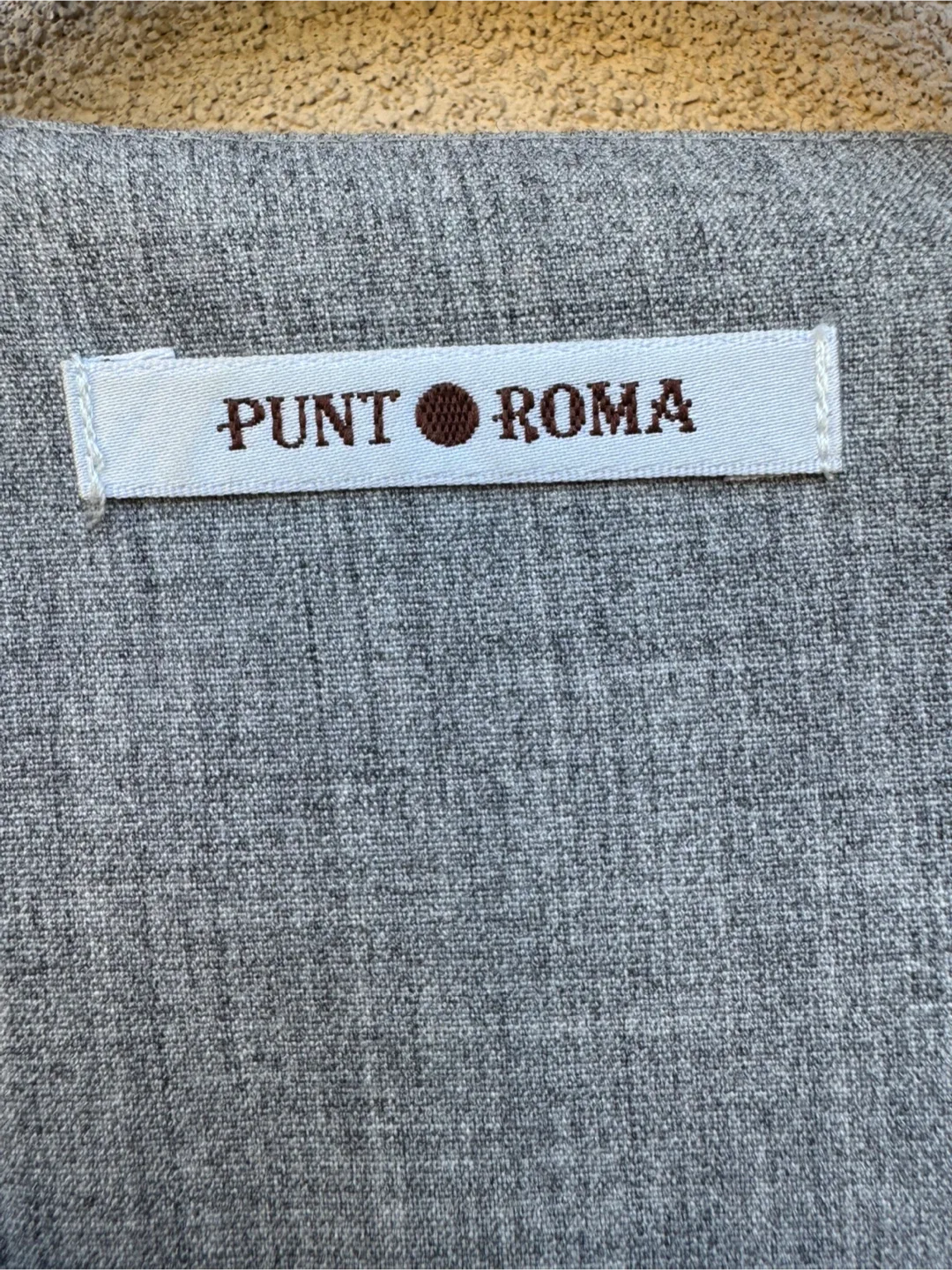 Punt Roma Grey Blazer - Size 14 image indicator(3)