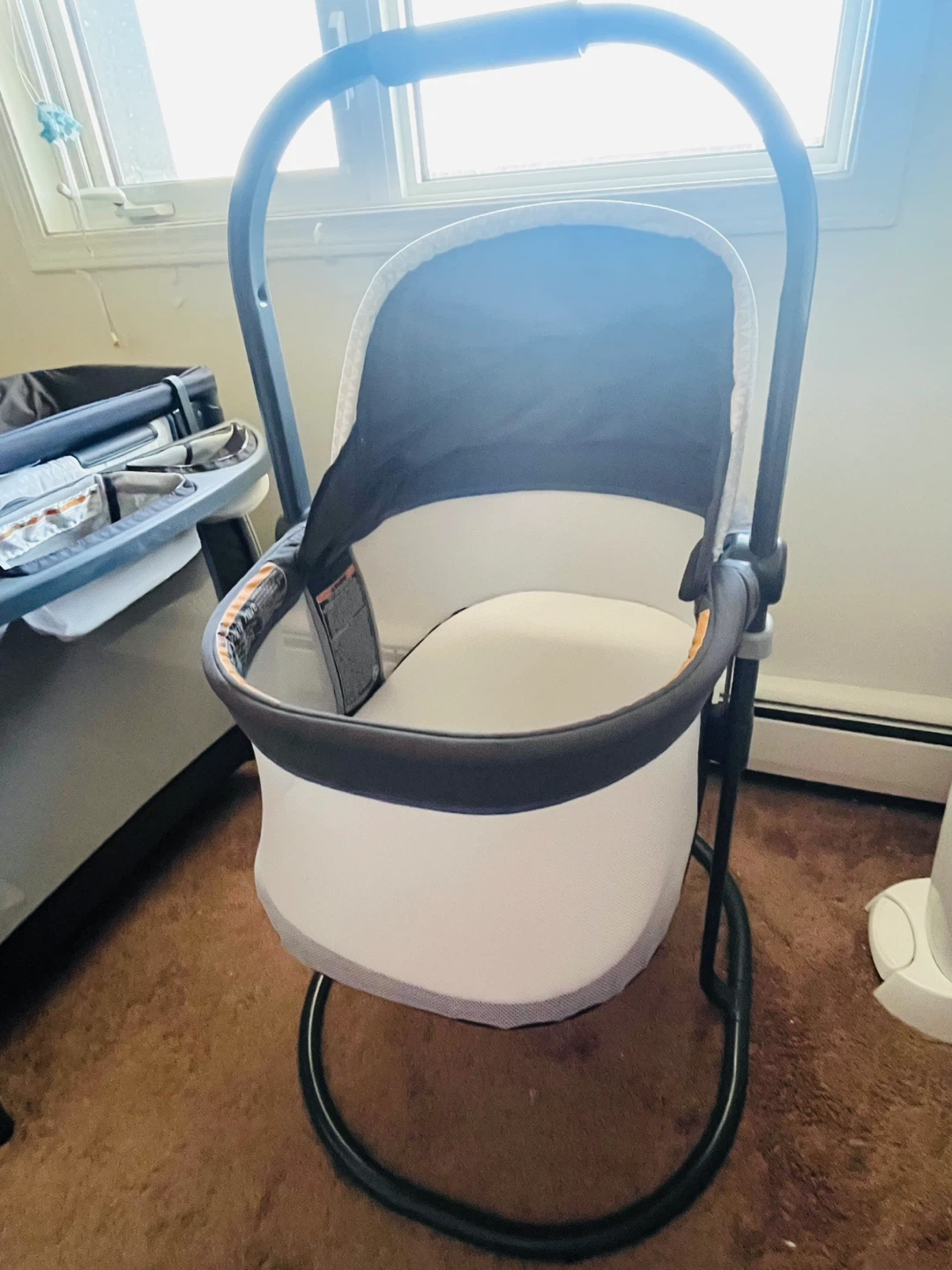 Graco Pack 'n Play Playard with Bassinet - photo 4