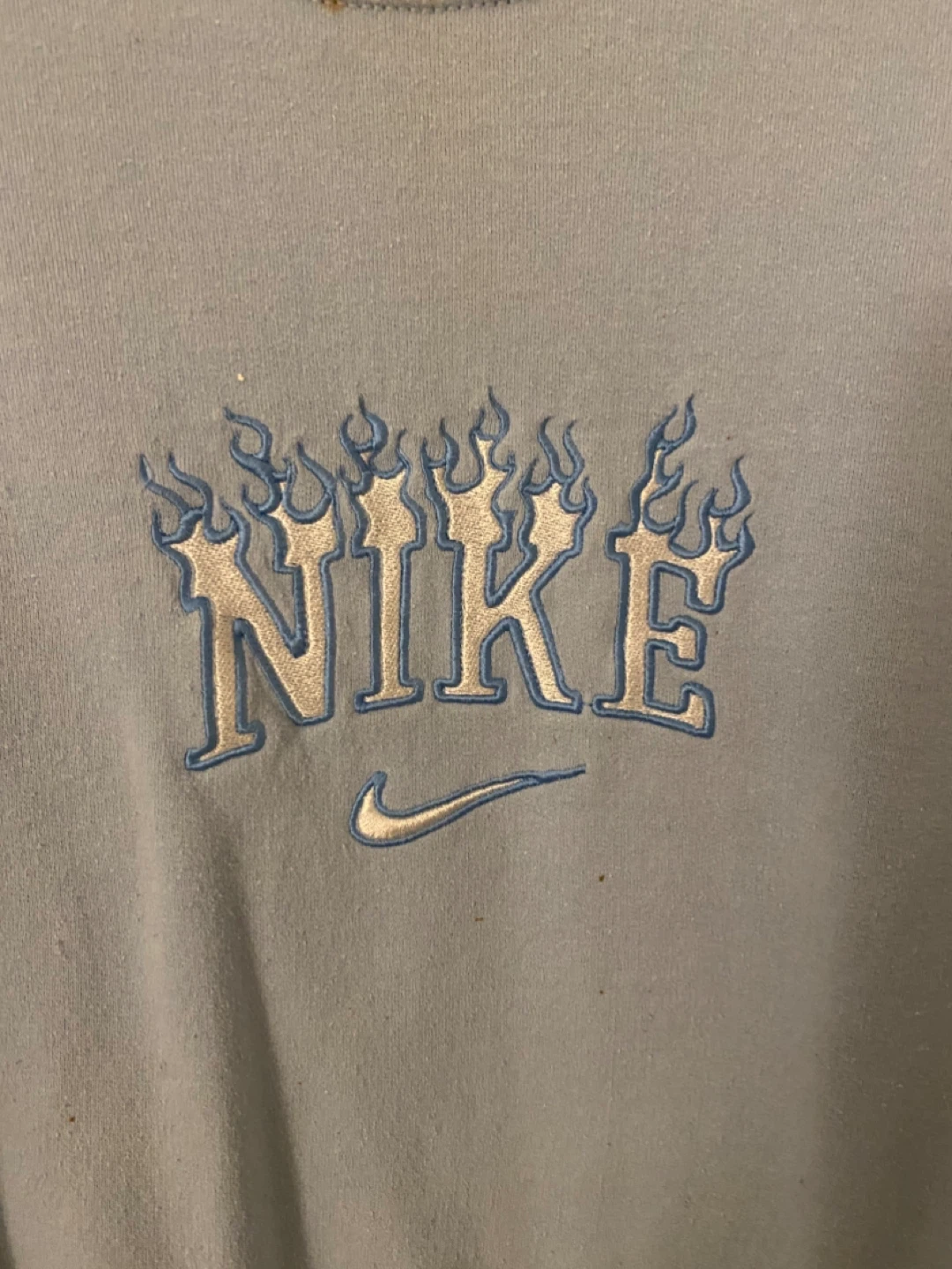 VINTAGE INSPIRED Nike Crewneck Sweatshirt - photo 5