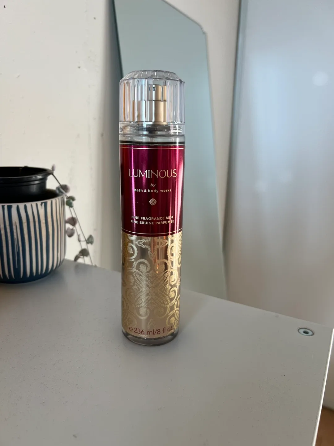 Bath & Body Works Luminous Body Spray thumbnail