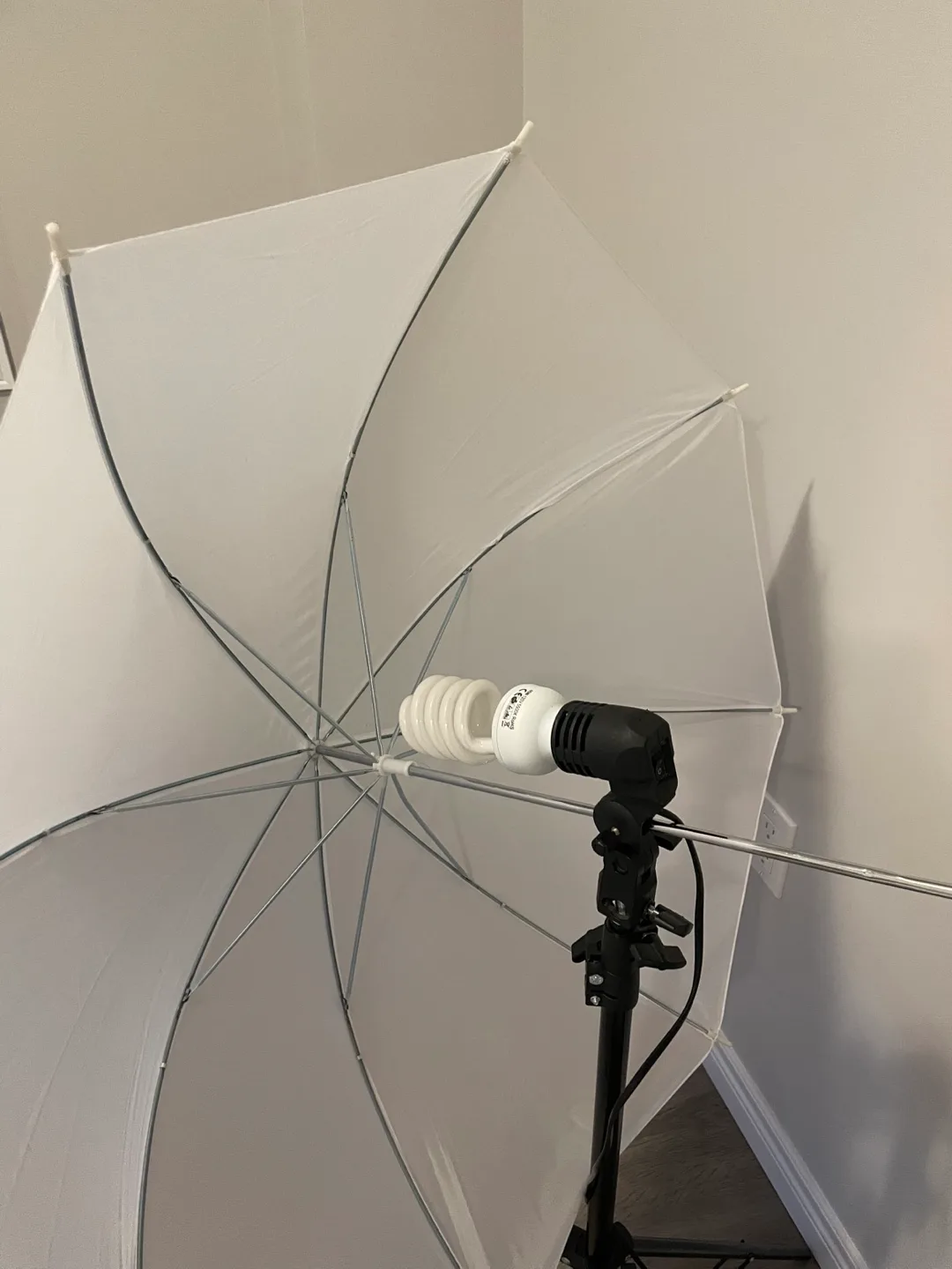 Photography Studio Lighting Umbrella with Stand image indicator(4)
