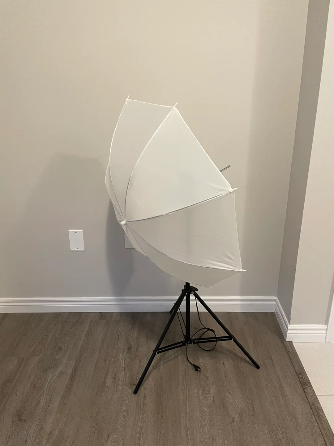 Photography Studio Lighting Umbrella with Stand image indicator(2)