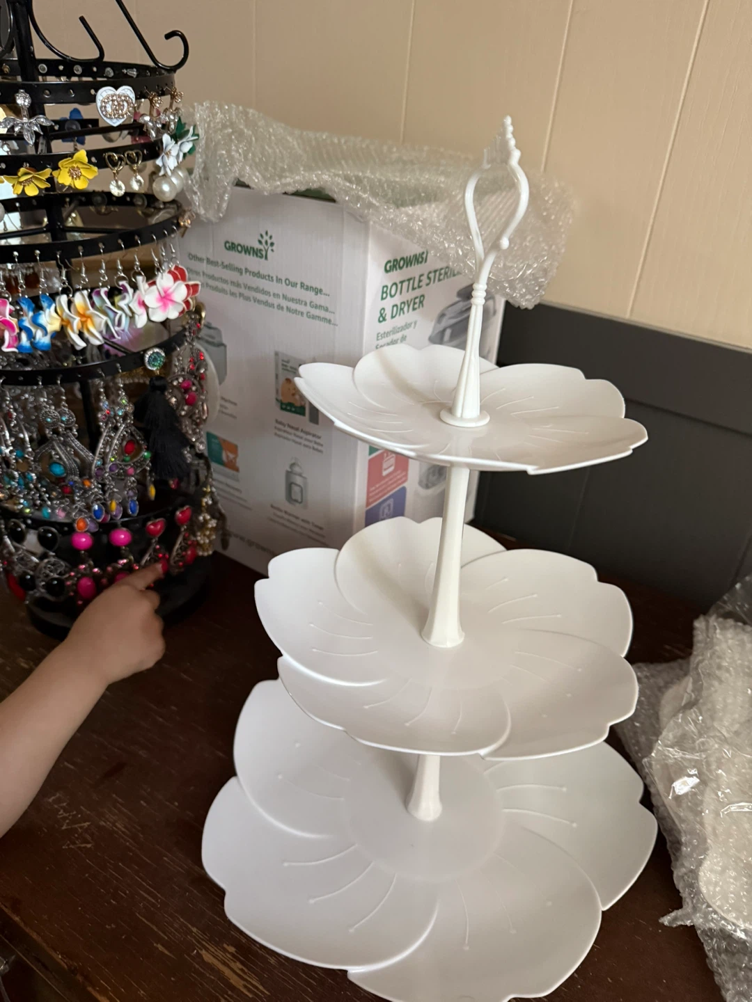 Flower Tiered Serving Tray, Party & Gift, White BRAND NEW - photo 5