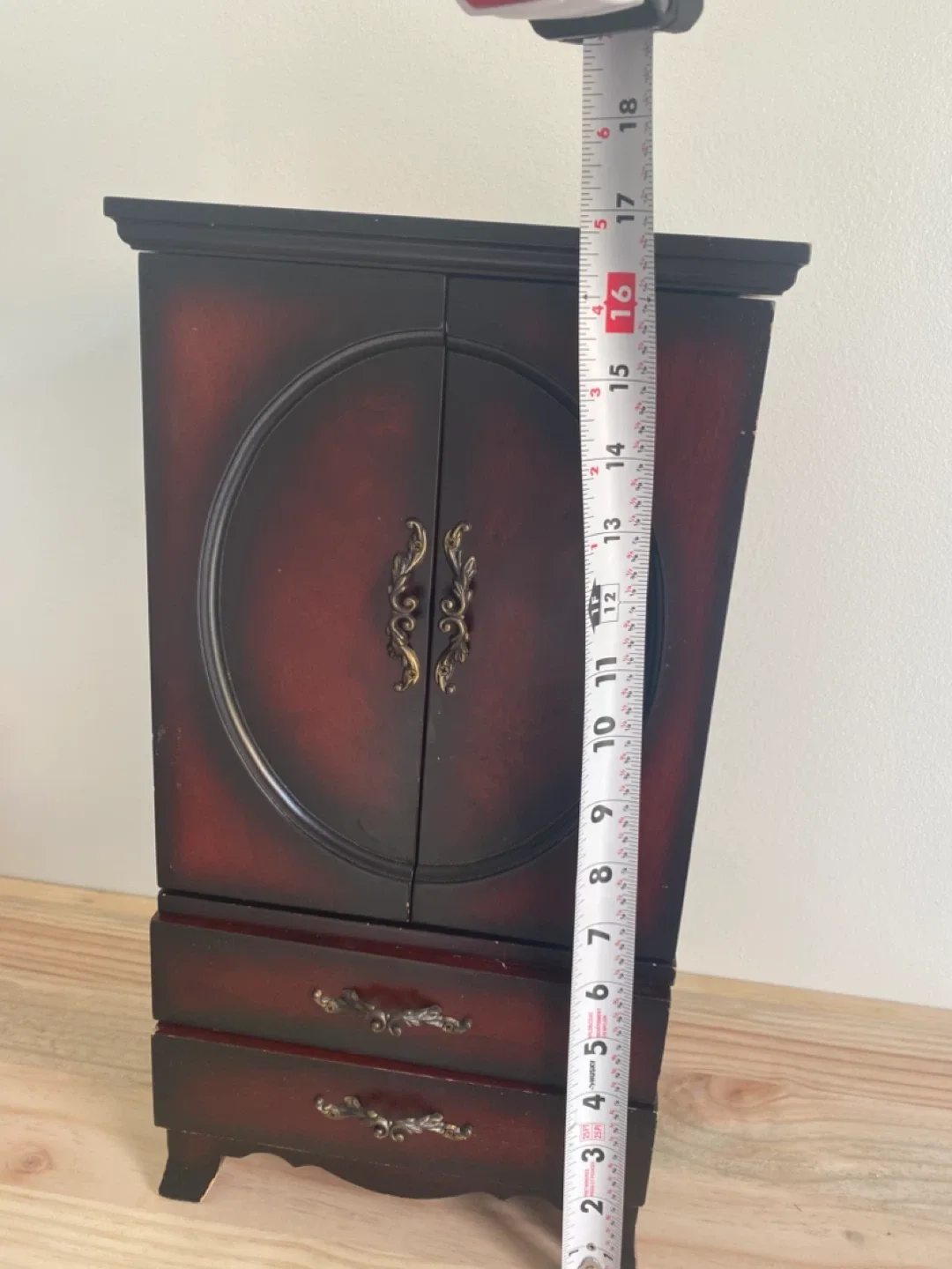 Bombay Jewellery Box image indicator(5)