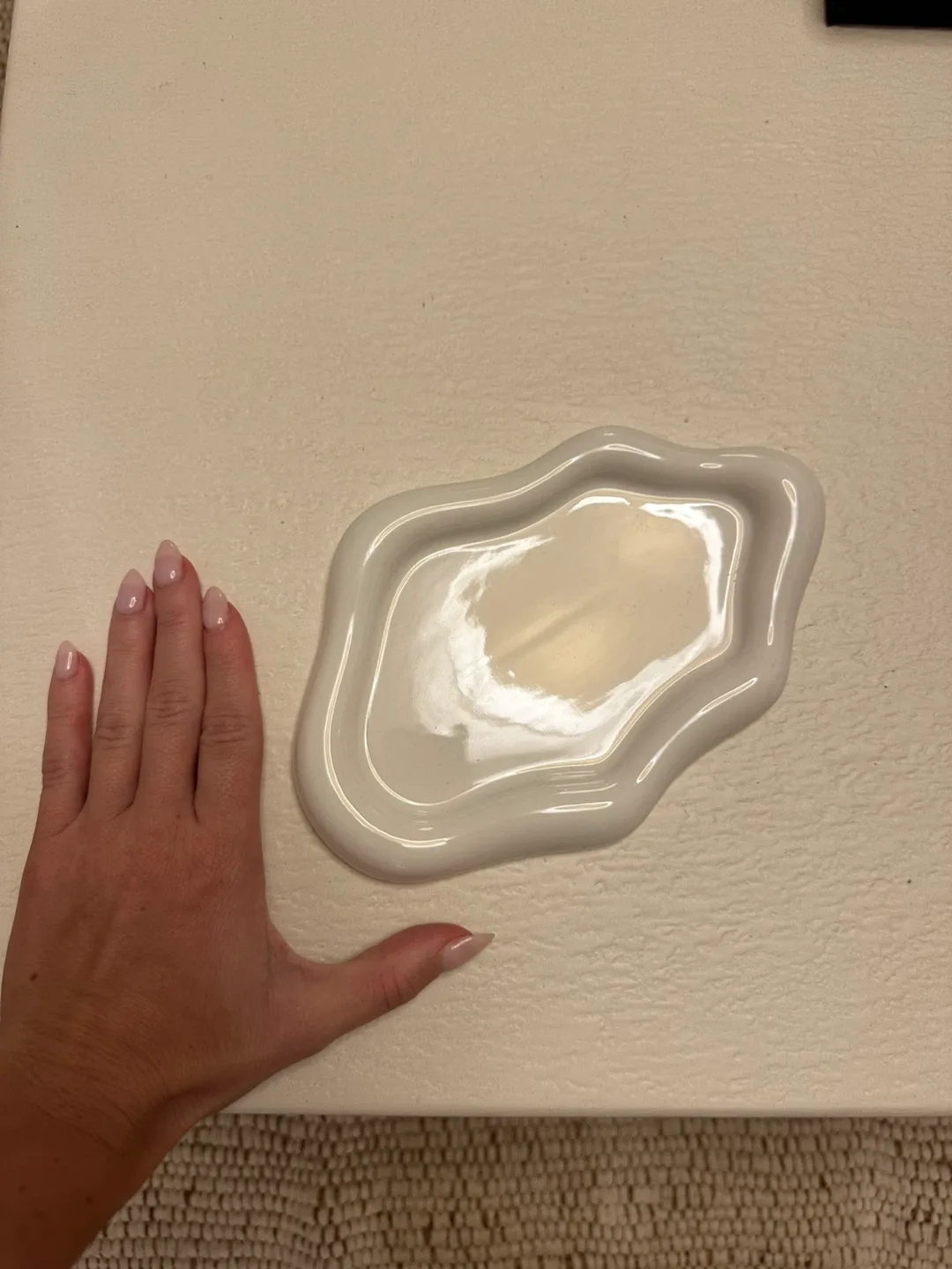 Cloud Trinket Dish - White Ceramic image indicator(3)