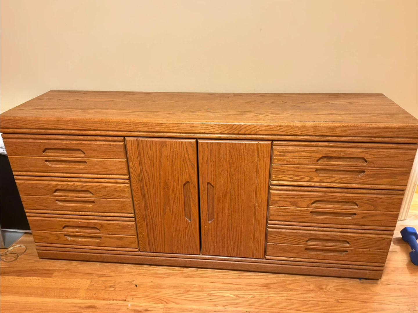 Queen wooden bed room set - photo 2