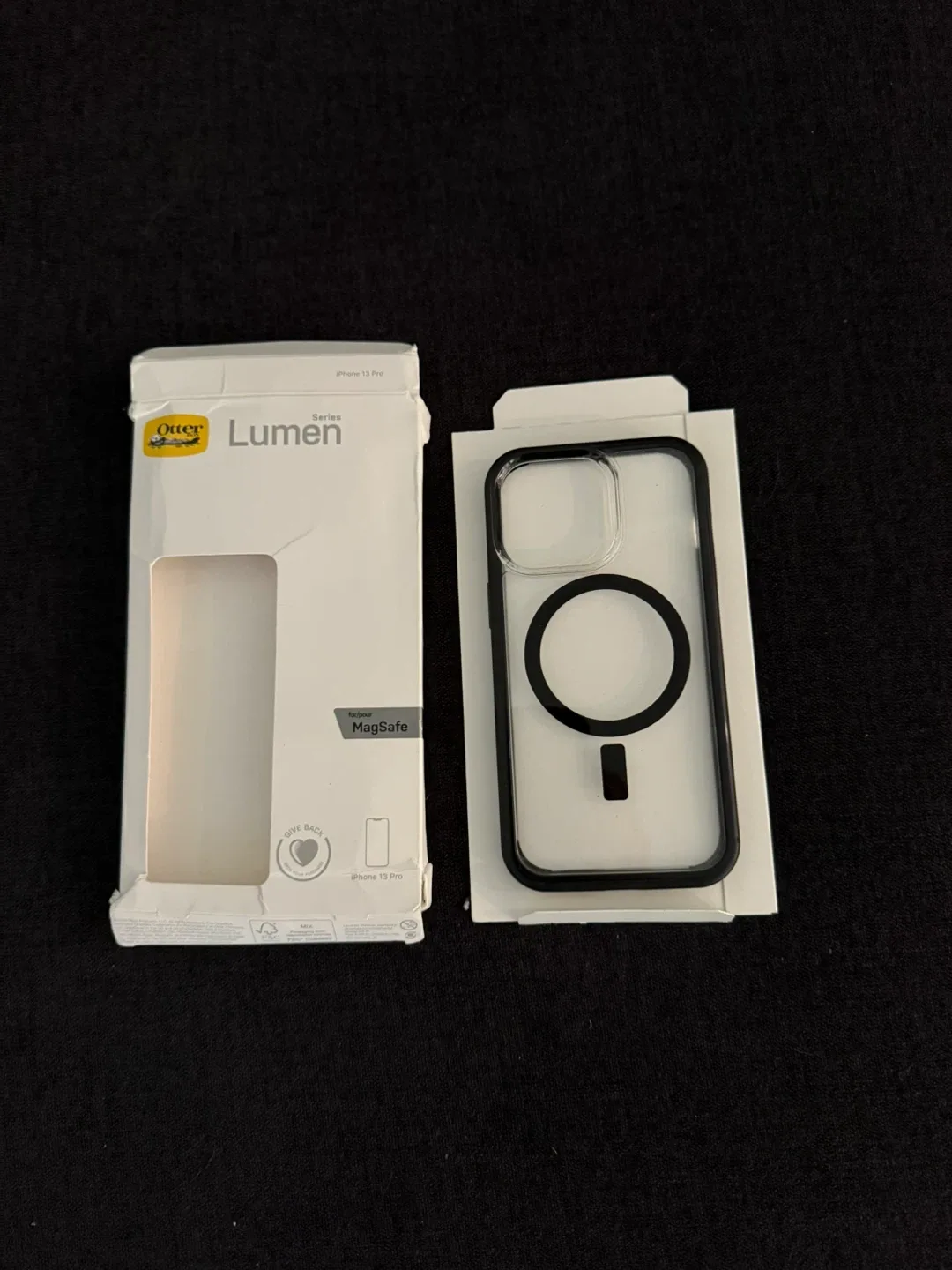 OtterBox Lumen Series iPhone 13 Pro Case - MagSafe image indicator(2)