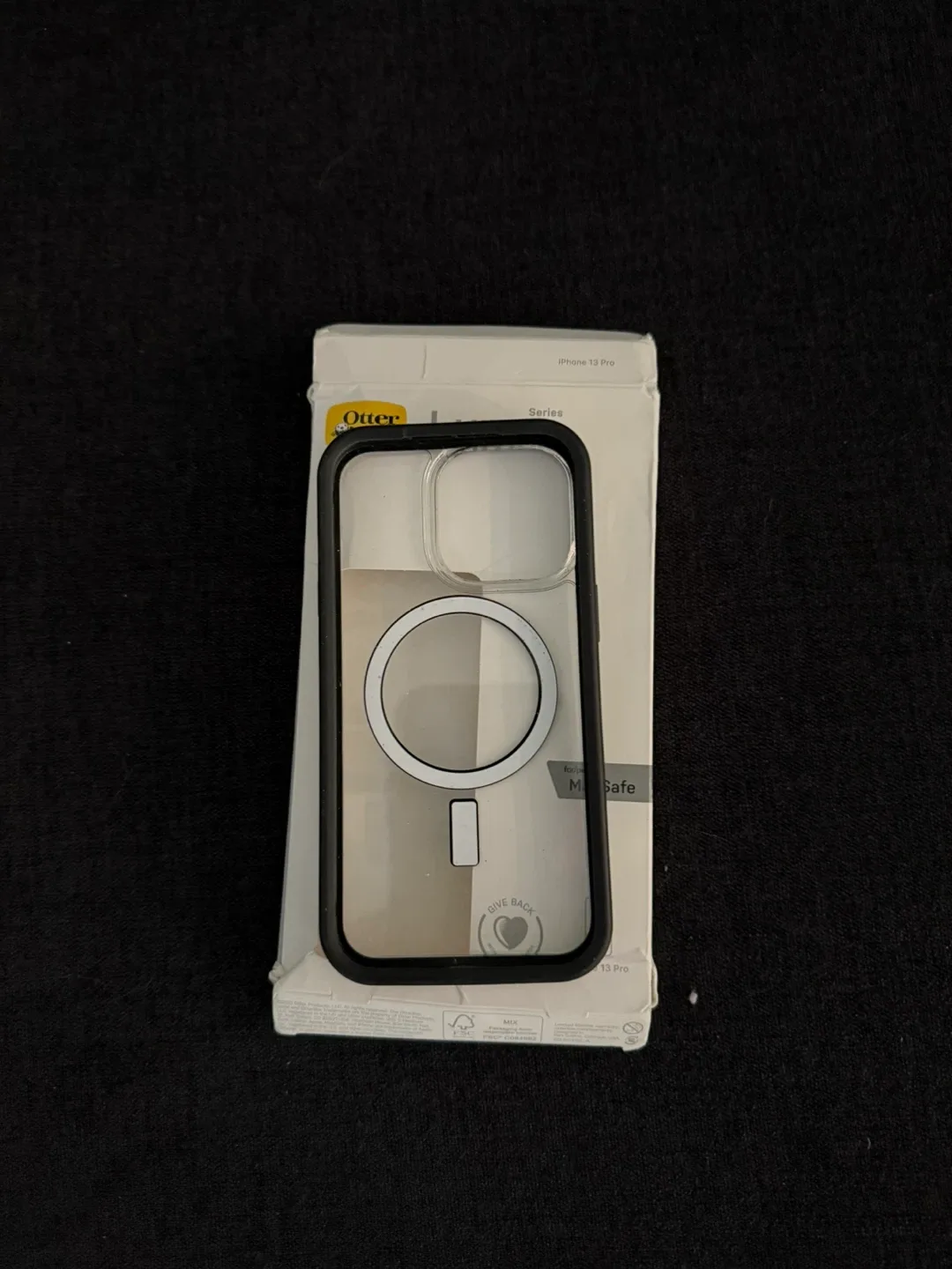 OtterBox Lumen Series iPhone 13 Pro Case - MagSafe image indicator(5)