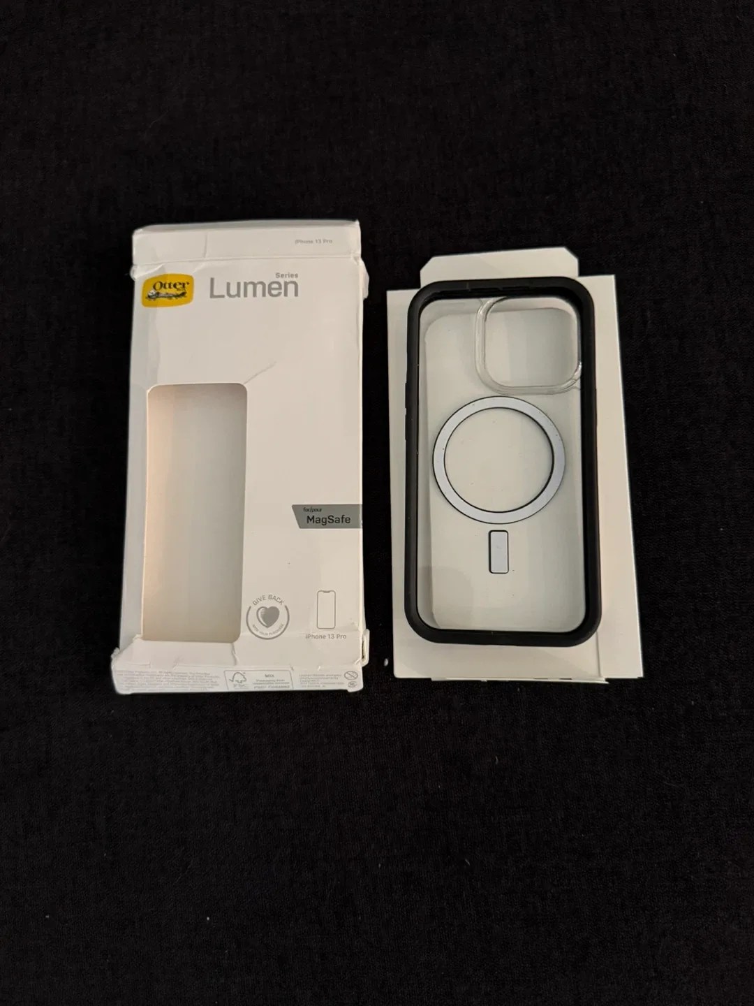 OtterBox Lumen Series iPhone 13 Pro Case - MagSafe image indicator(3)