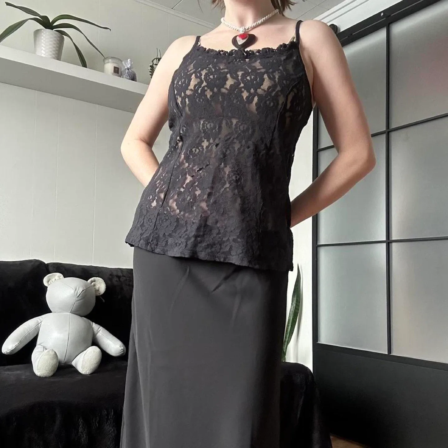 Black sheer lace cami top image indicator(5)