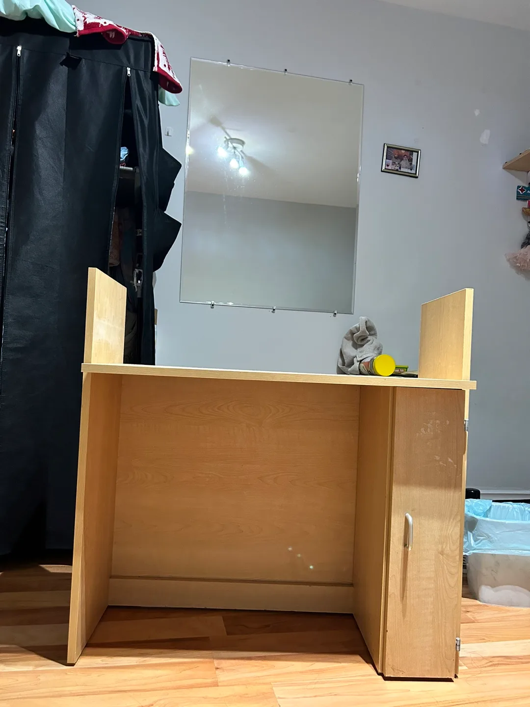 Light Wood Vanity Desk thumbnail