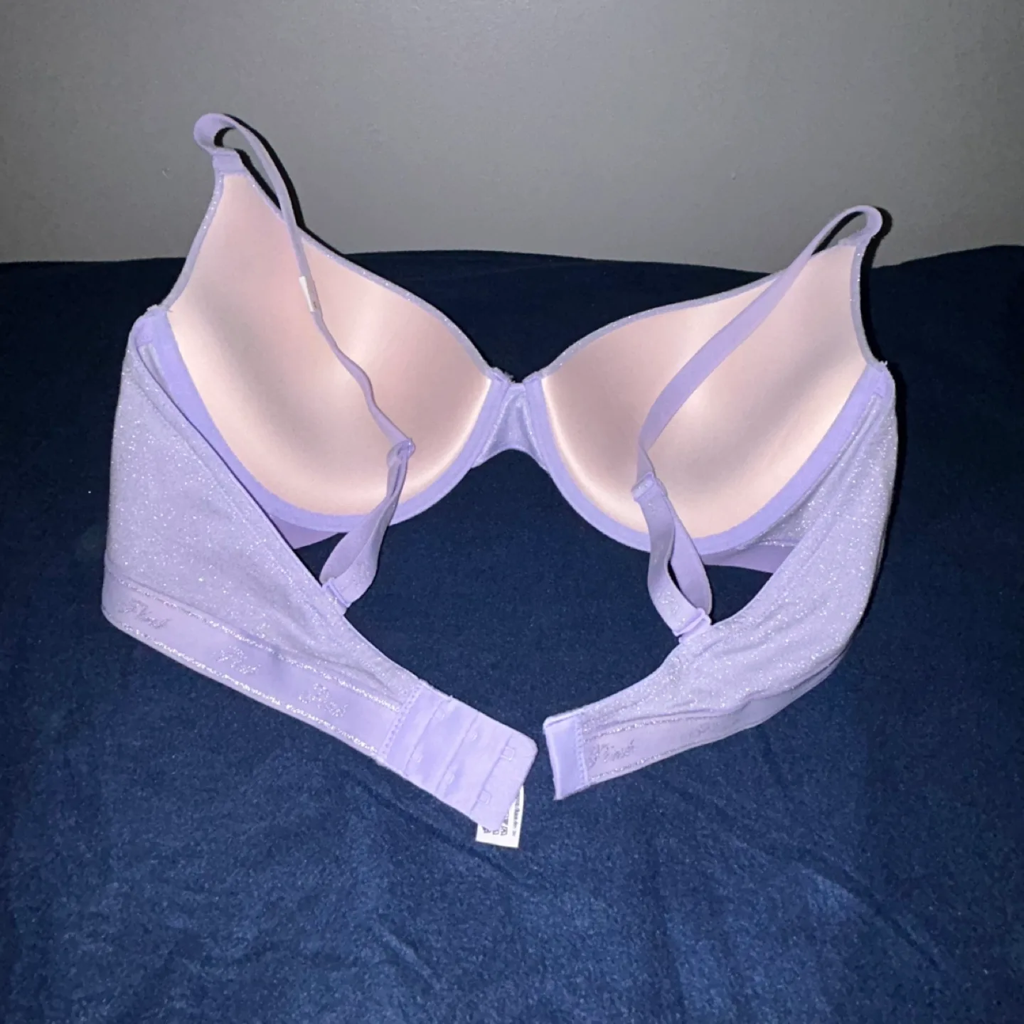 PINK Victoria's Secret Bra - 38D image indicator(4)