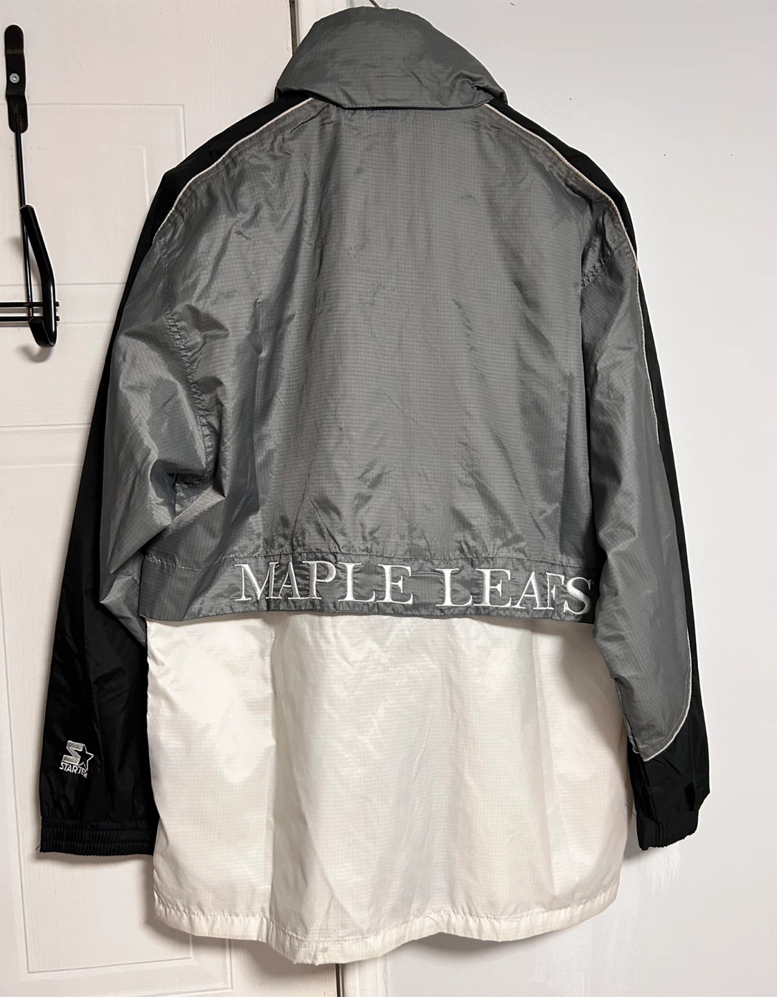 Starter Toronto Maple Leafs Jacket - Size XL - photo 3