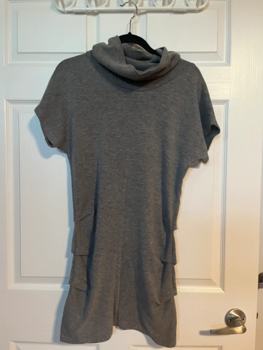 Glam & Fame Grey Dress - Size Small thumbnail