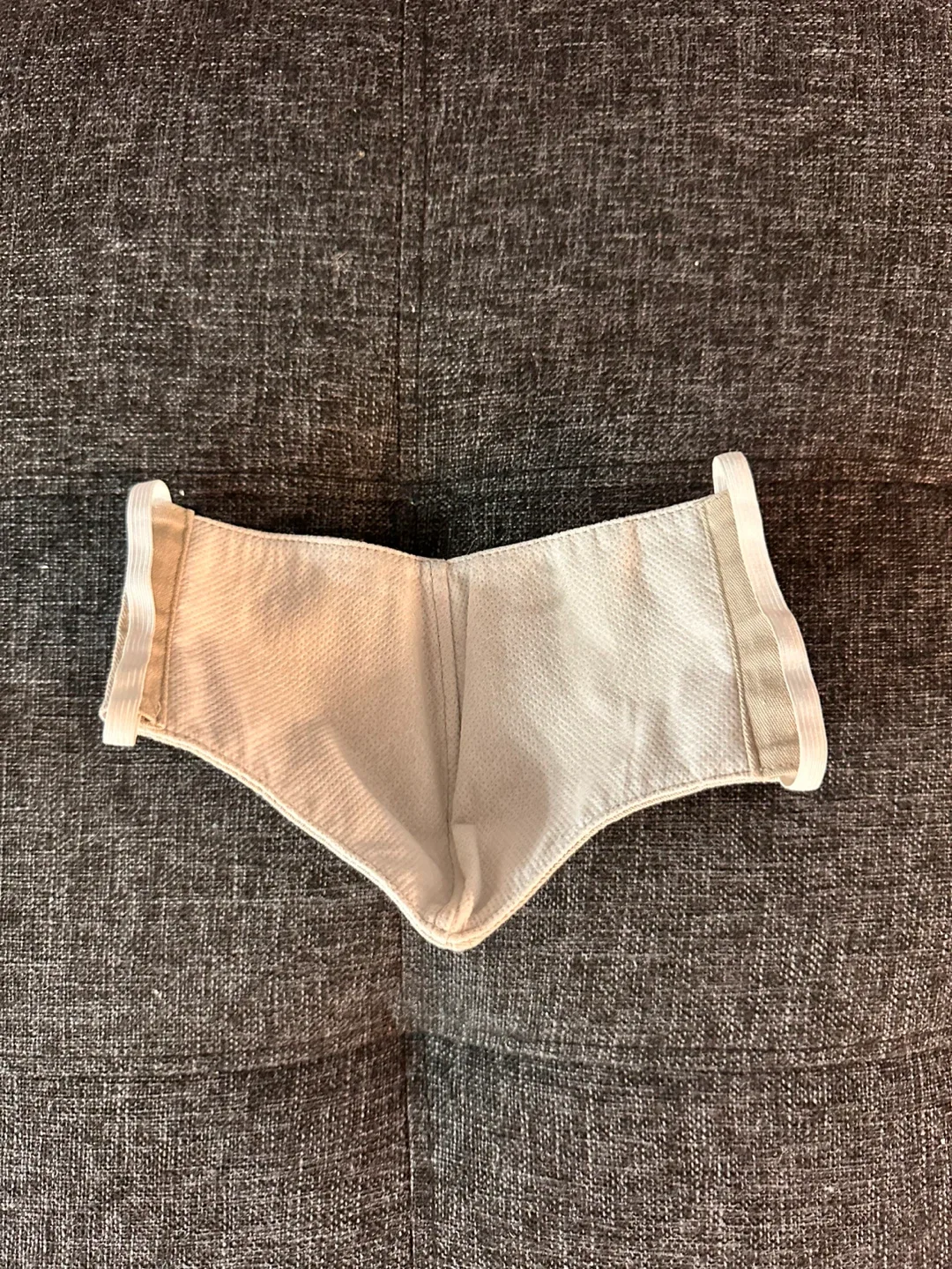 Reusable Beige Face Mask image indicator(3)