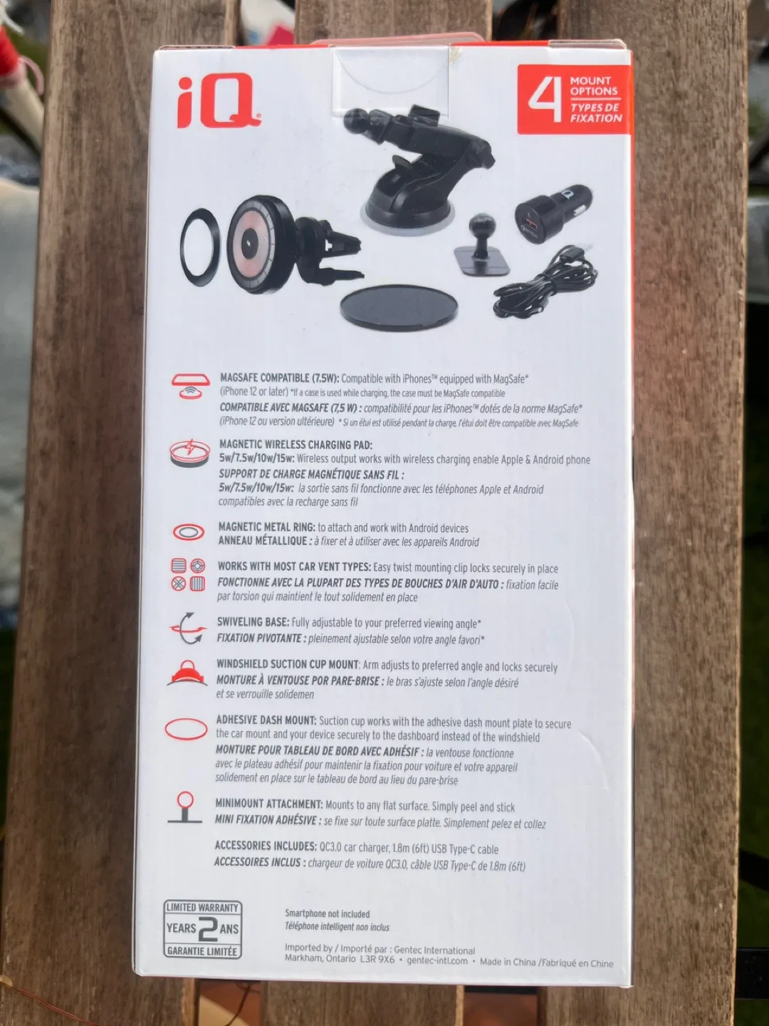 New iQ Magnetic Wireless Car Charger + 4x Mount Kit image indicator(2)