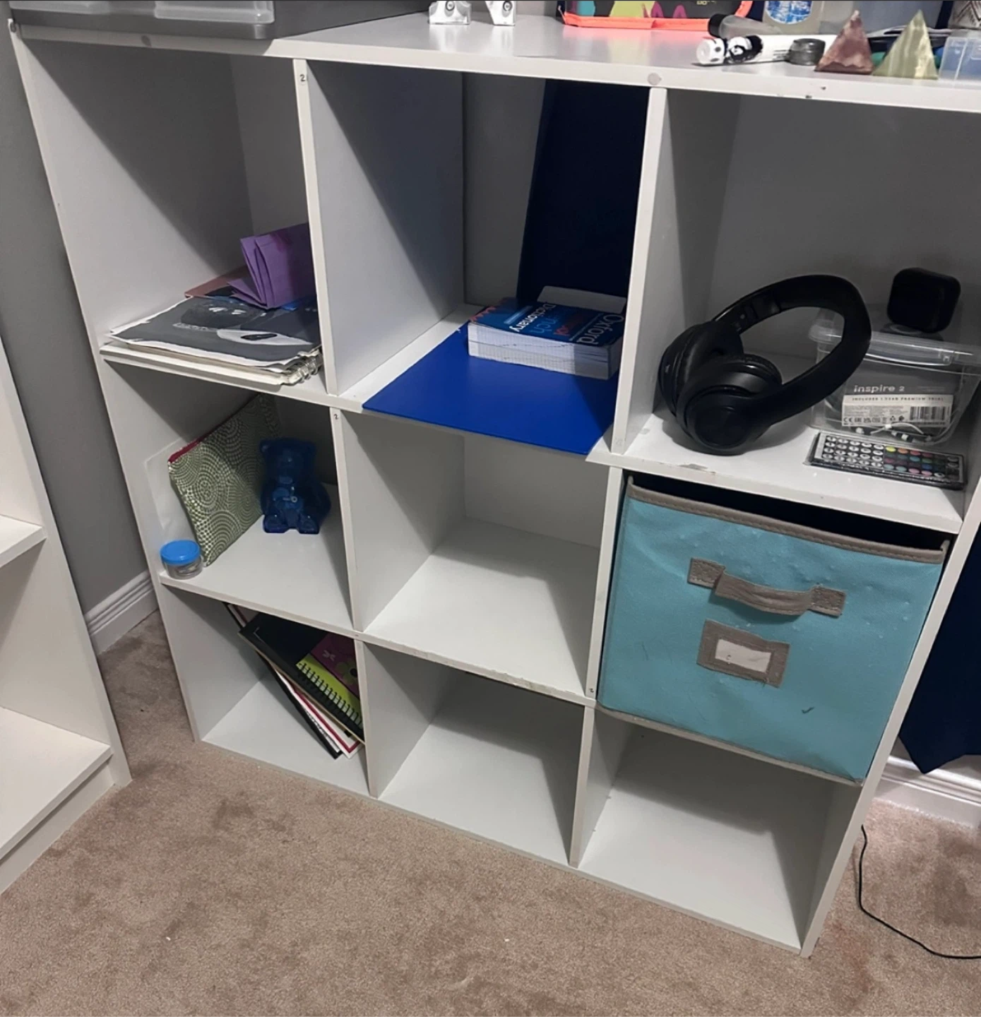 White 9-Cube Storage Shelf - photo 2