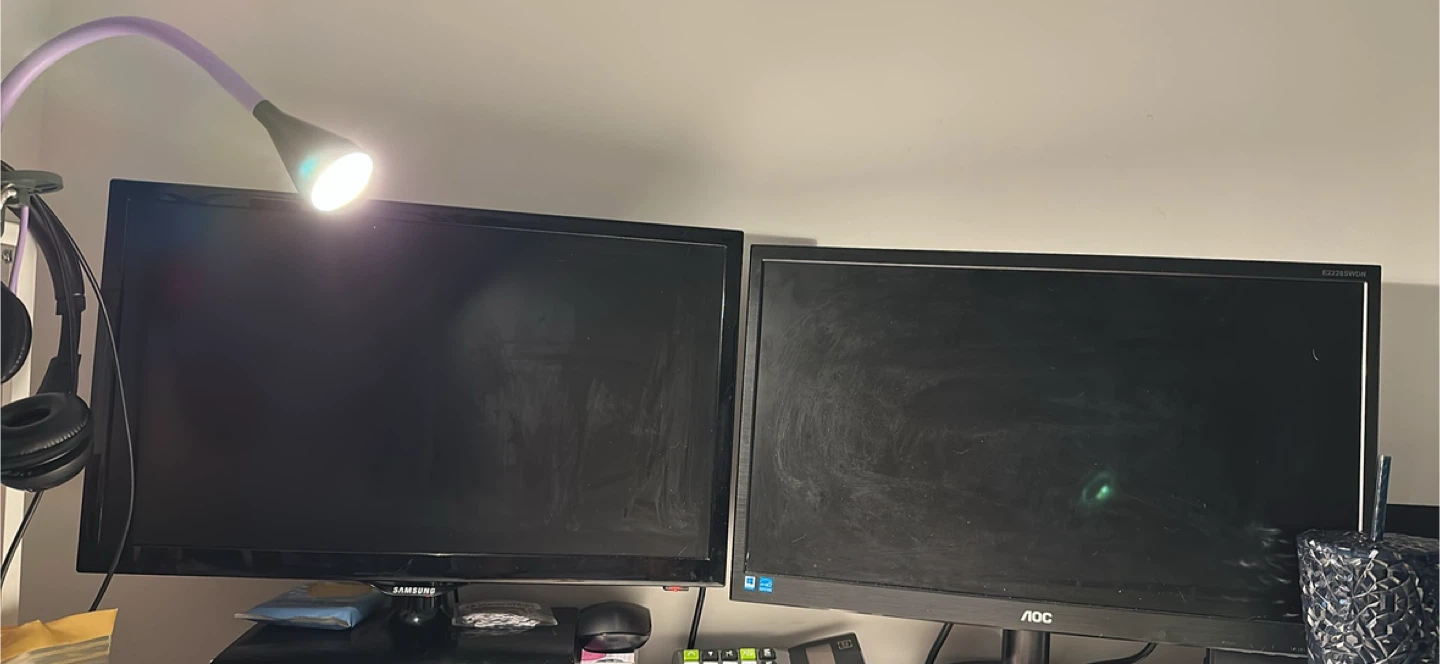 Samsung Monitor & AOC Monitor & Basic keyboard/mouse combo