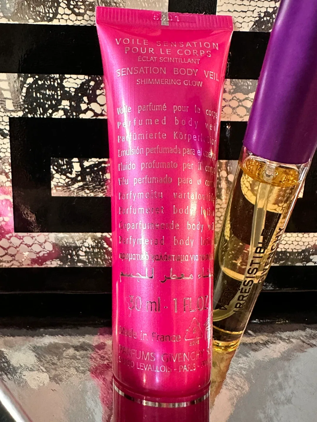 Givenchy Very Irresistible Perfume & Body Veil Set image indicator(2)