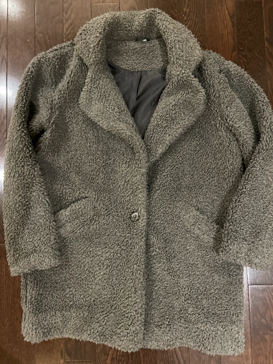Grey Teddy Coat image indicator(3)