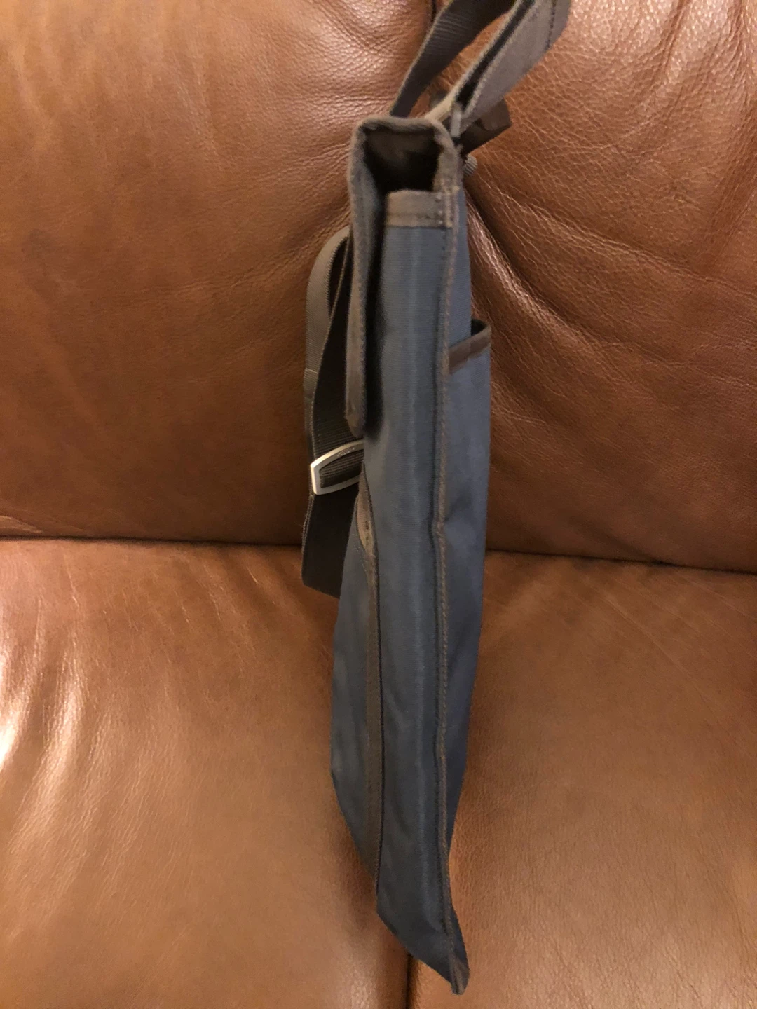Brand New: Keen “Langley” Laptop Bag - photo 4