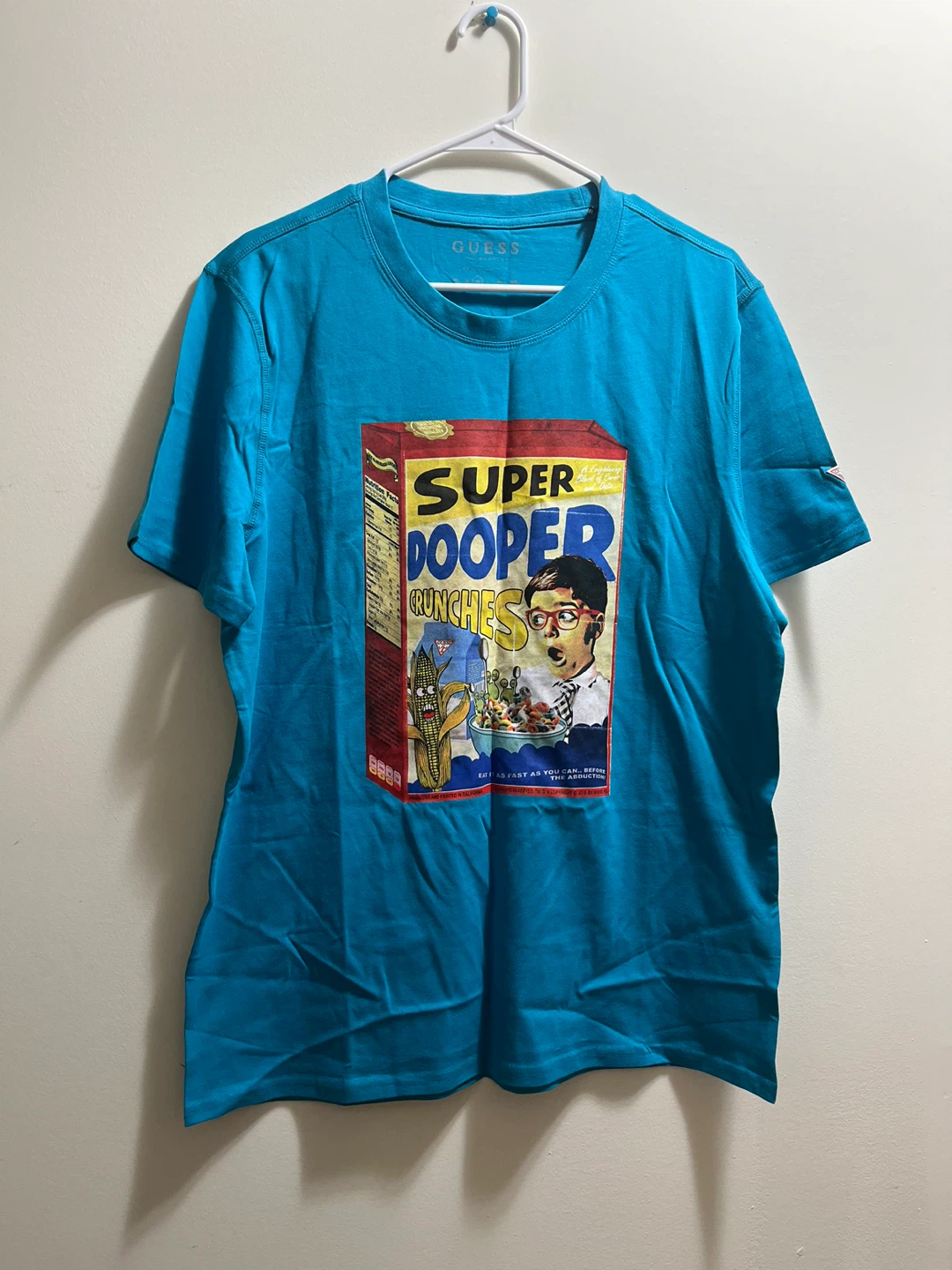 Guess Blue Graphic T-shirt sz M