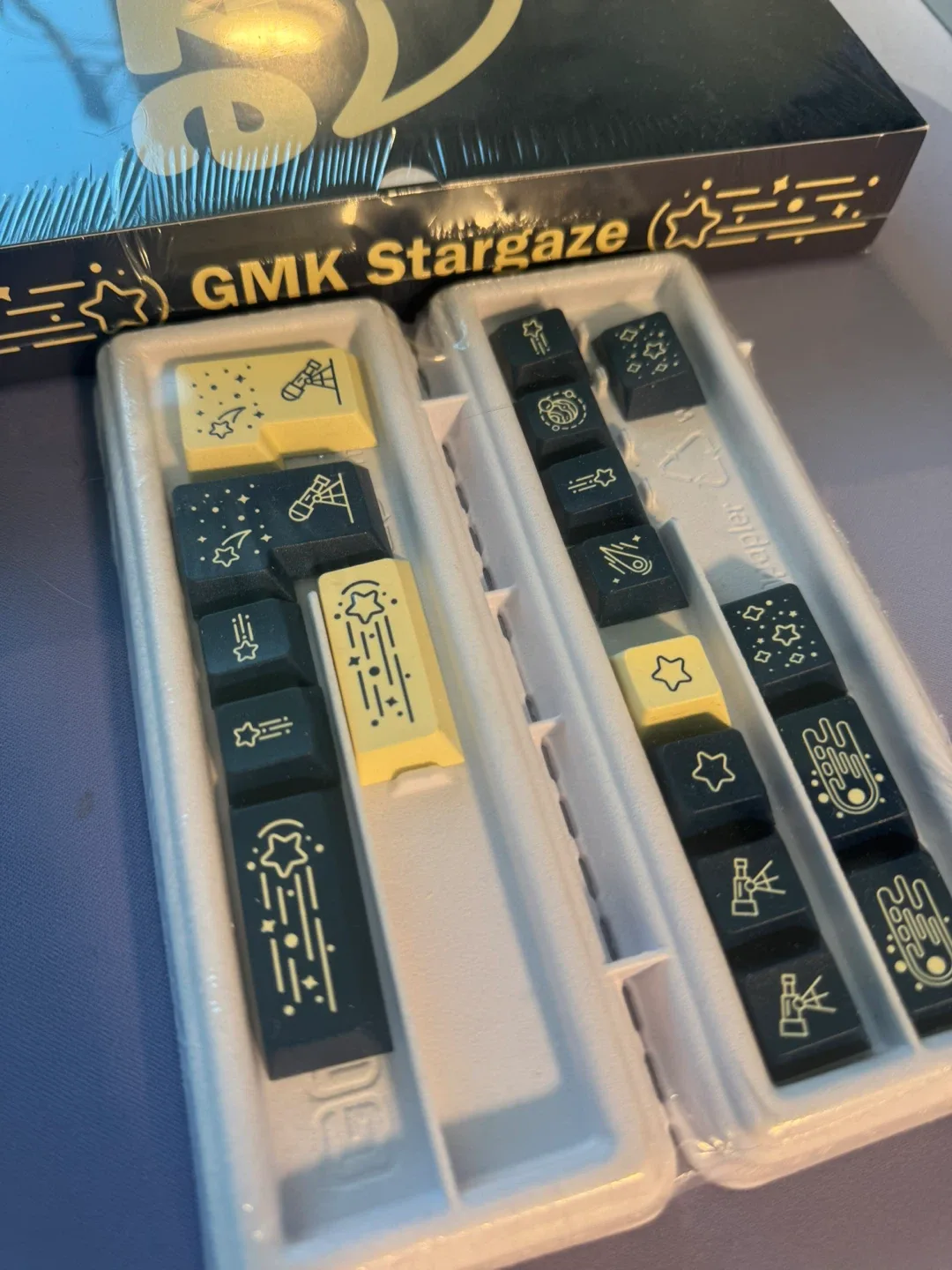 New GMK Stargaze Keycap Set + Novelties 🧡 image indicator(2)