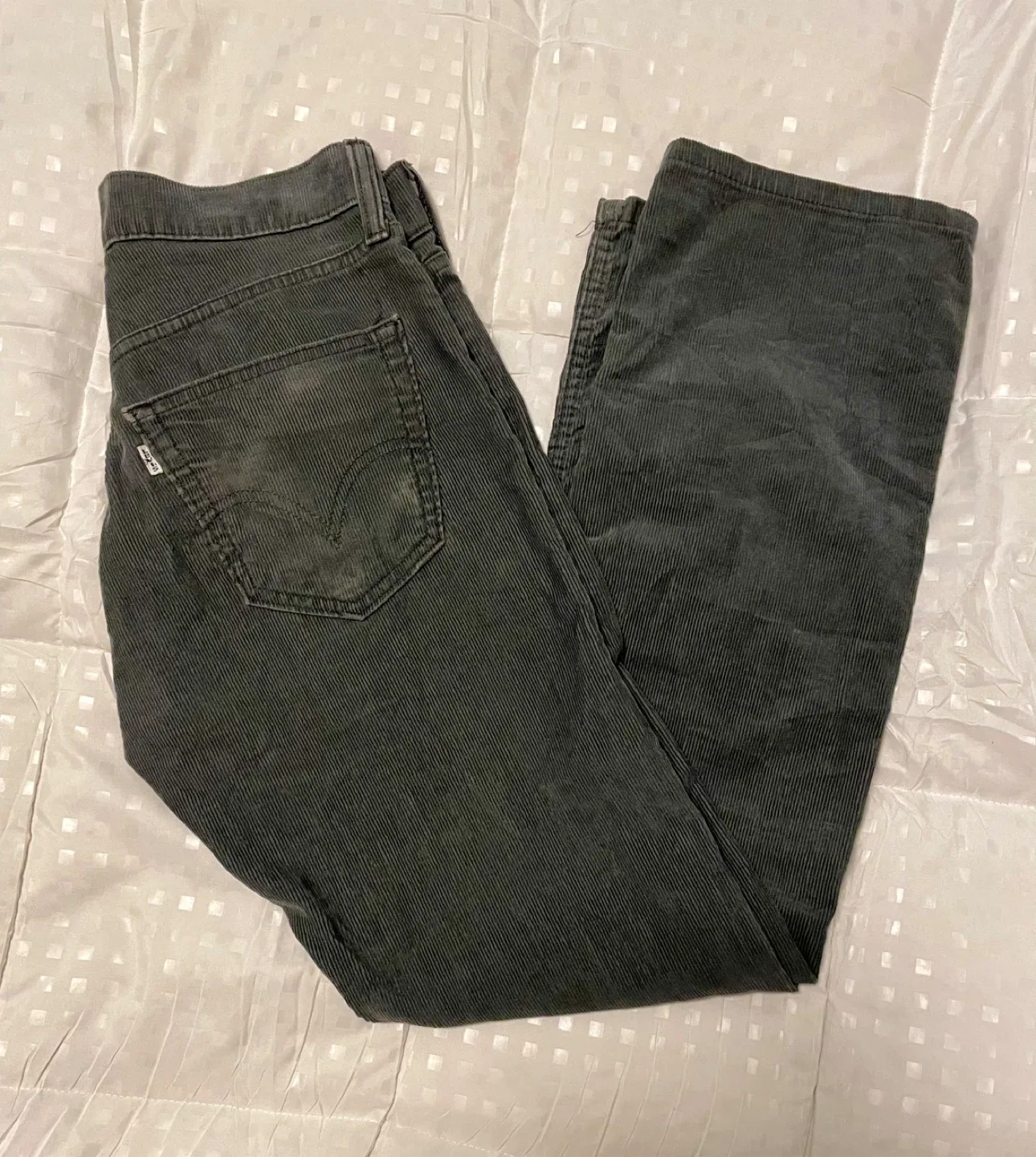 Levi's 514 Slim Straight Corduroy jeans 🥕size 29x30 thumbnail