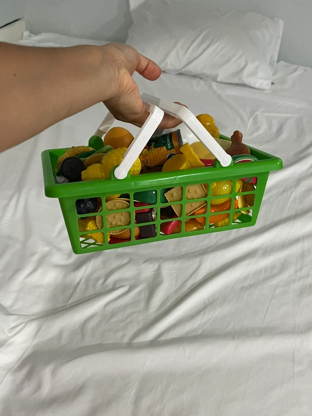 Toy Food Set with Green Basket image indicator(4)