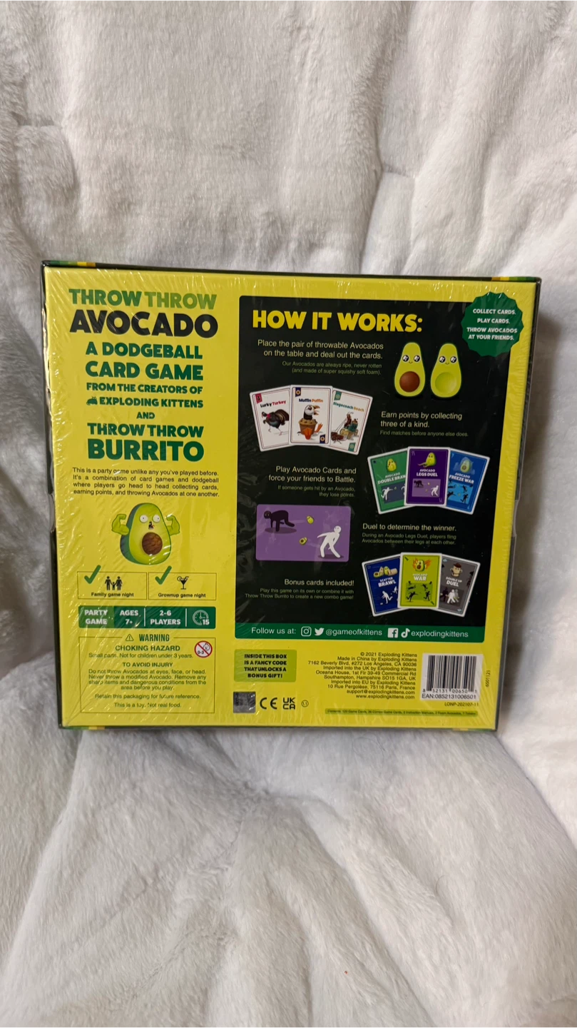 Throw Throw Avocado - Dodgeball Card Game - photo 2