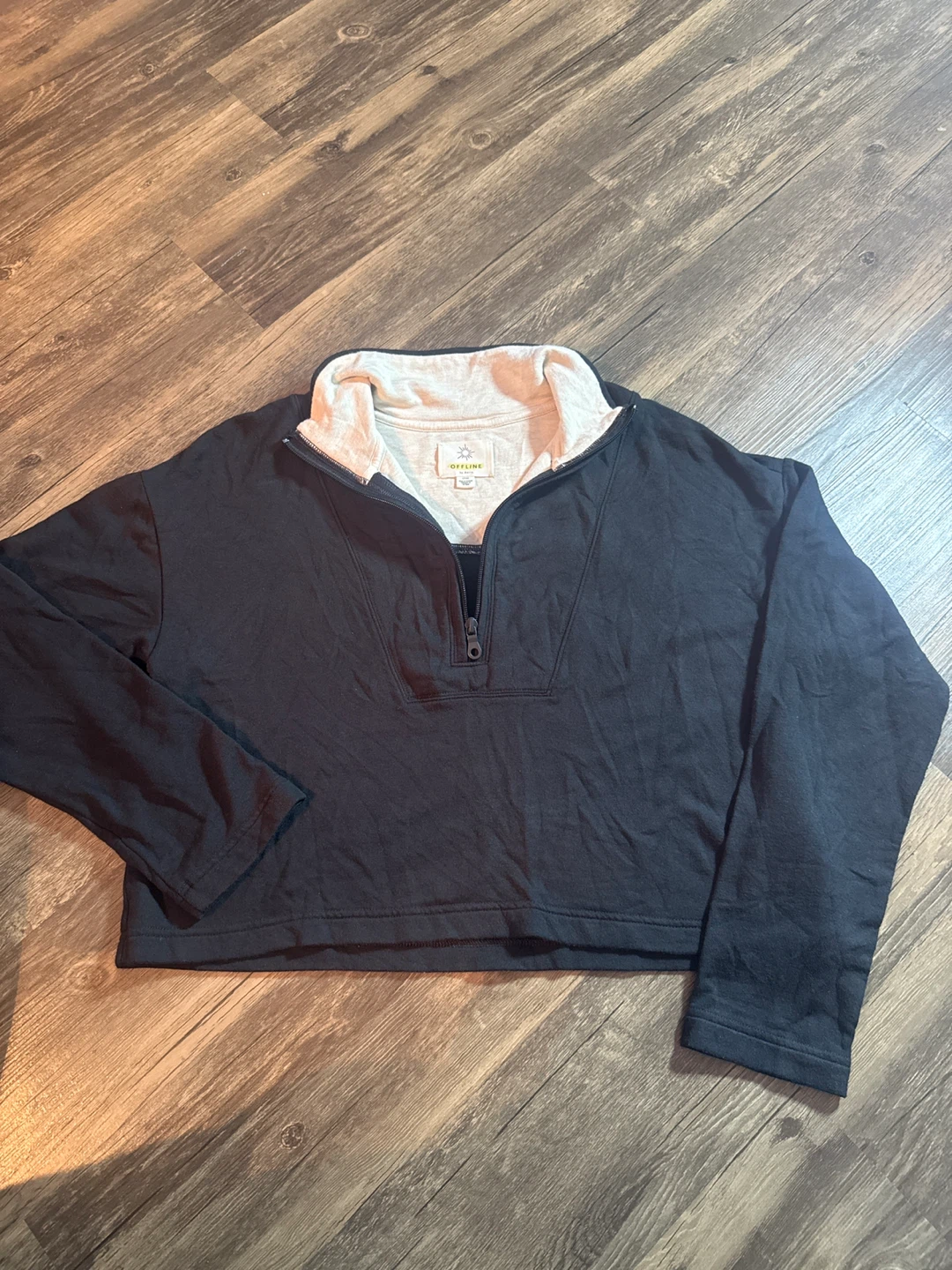 OFFLINE by Aerie Black Pullover crop
