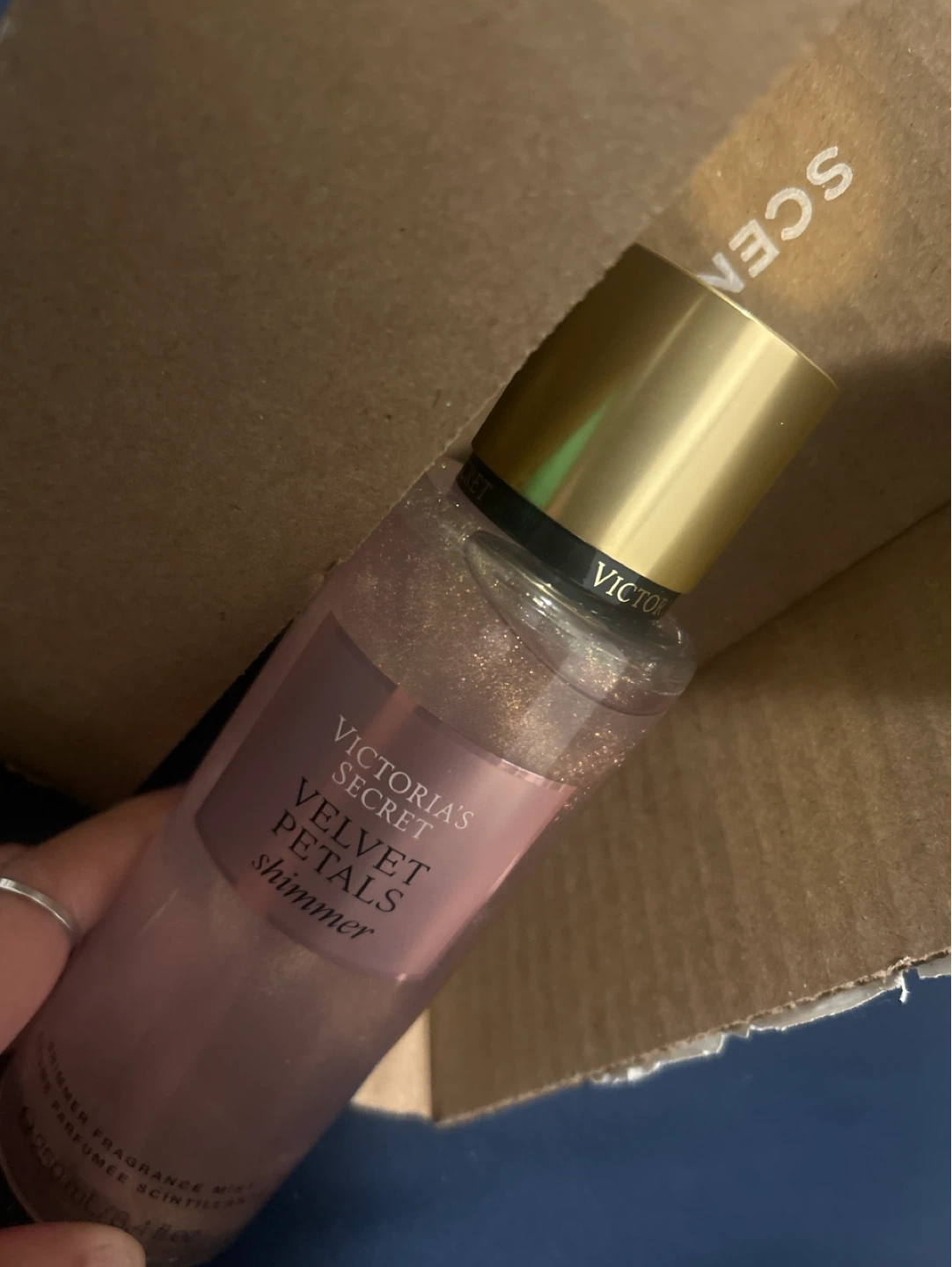 Victoria's Secret Velvet Petals Shimmer Mist