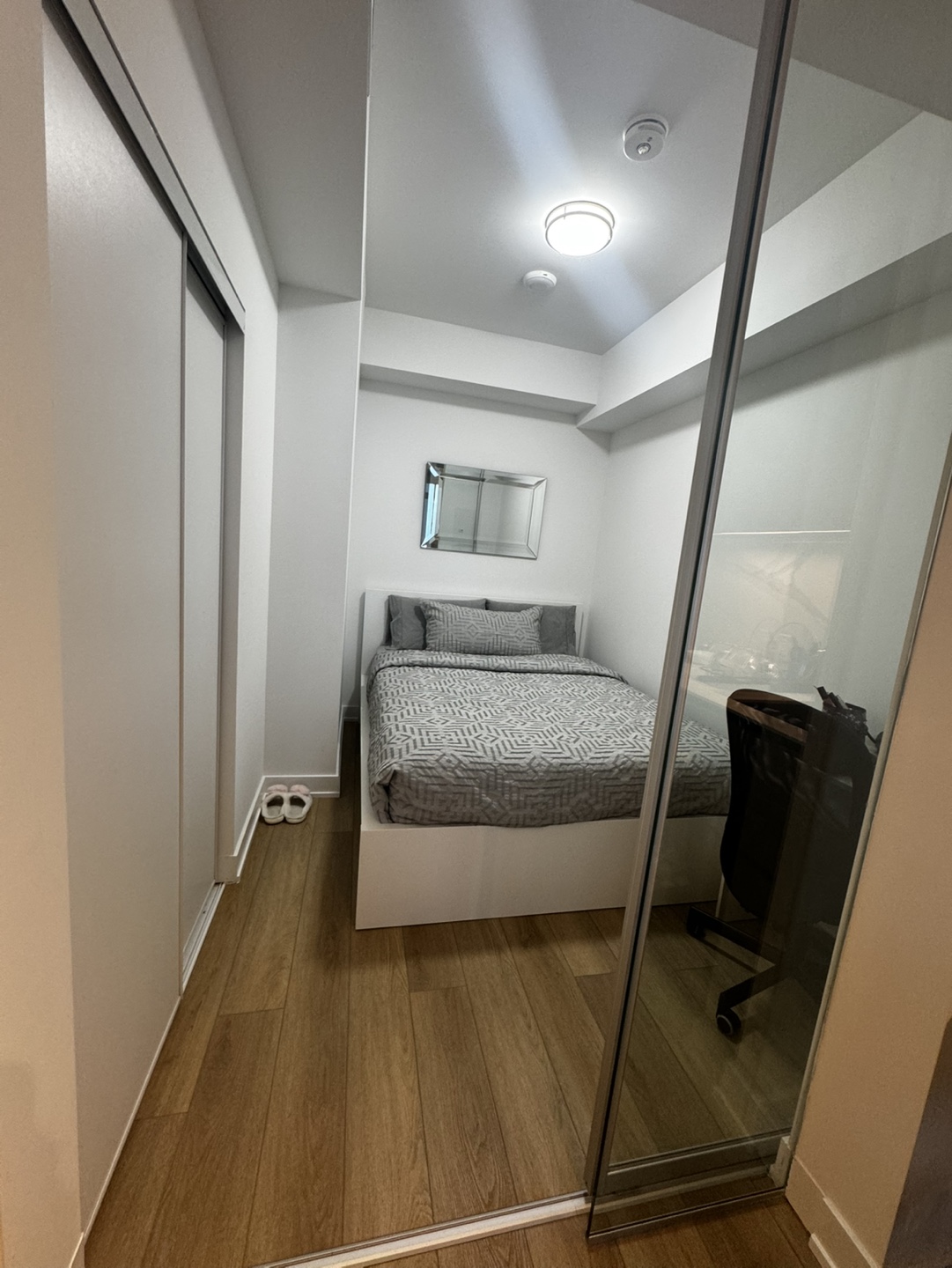 IKEA MALM Queen Bed Frame with Mattress