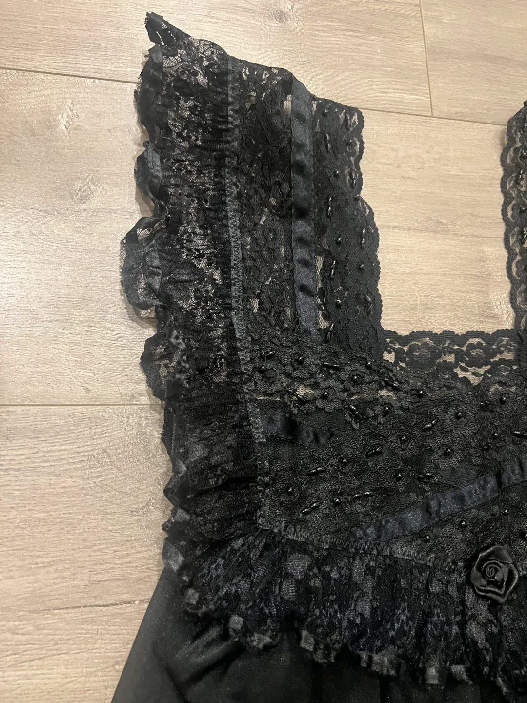 Black Nightgown - Size Large image indicator(2)