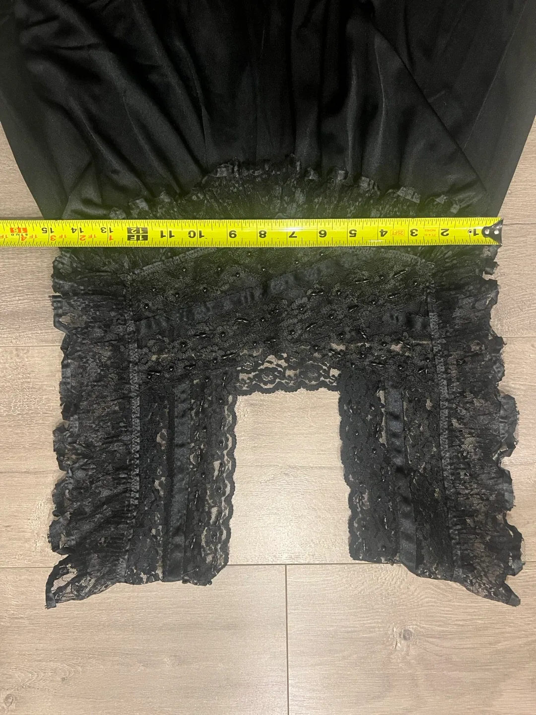 Black Nightgown - Size Large image indicator(7)