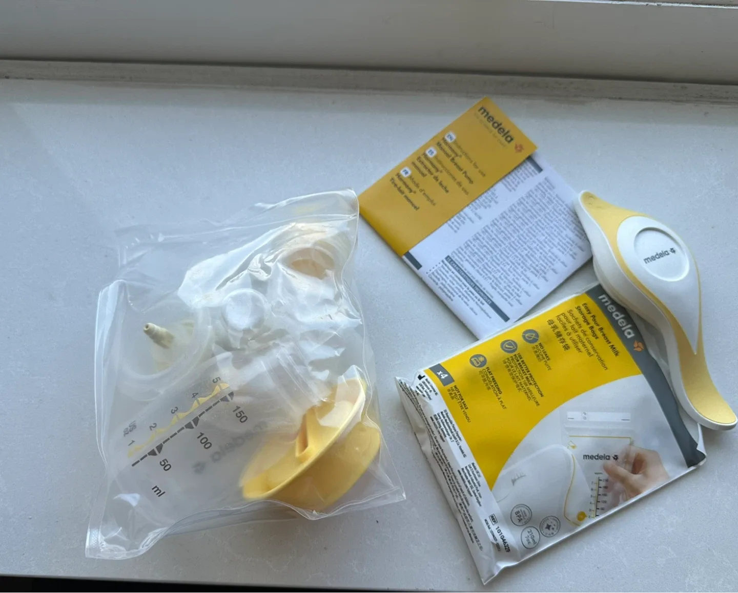 Medela Harmony Manual Breast Pump - Like New! image indicator(3)