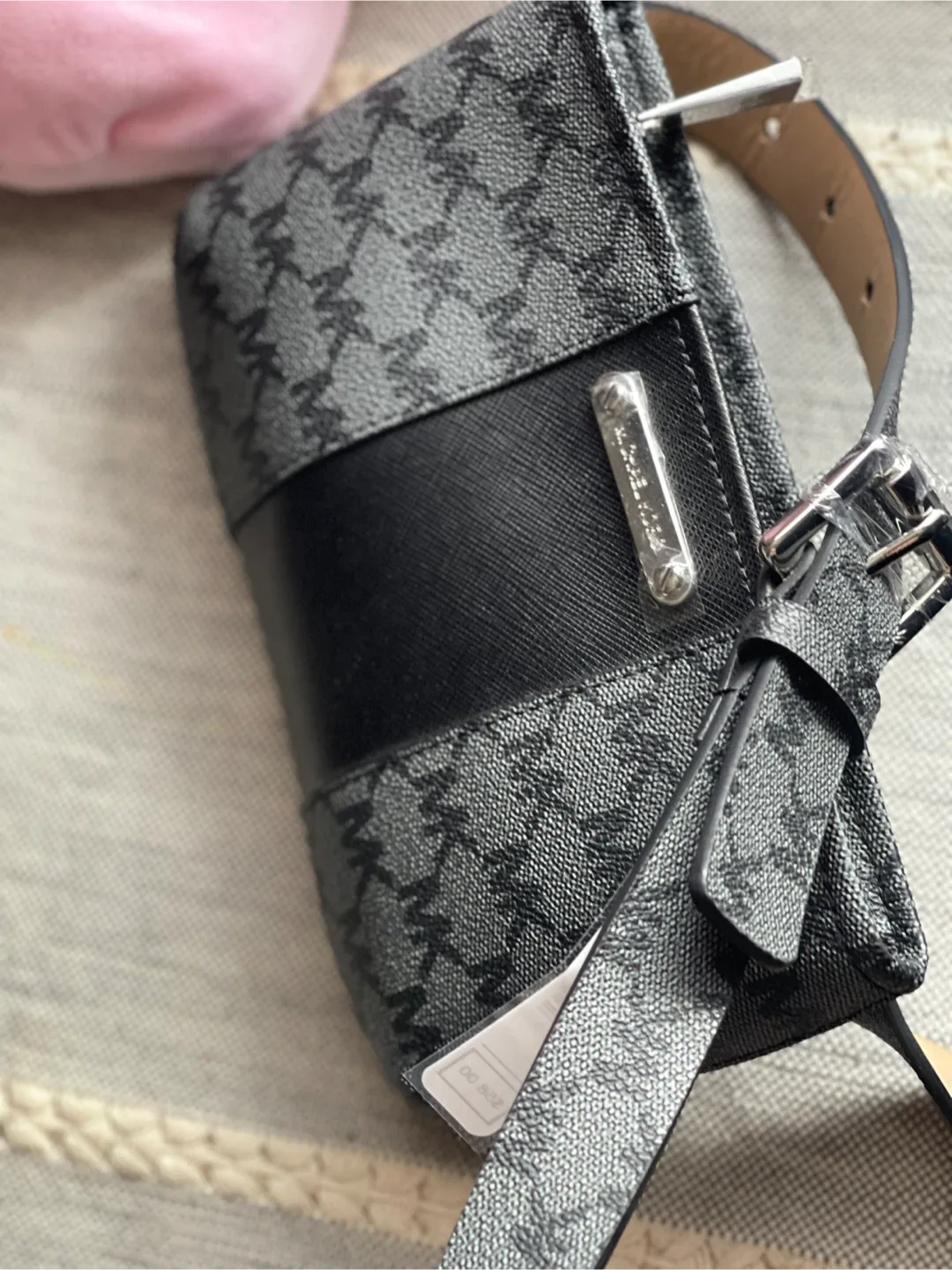 Michael Kors Belt Bag - Black thumbnail