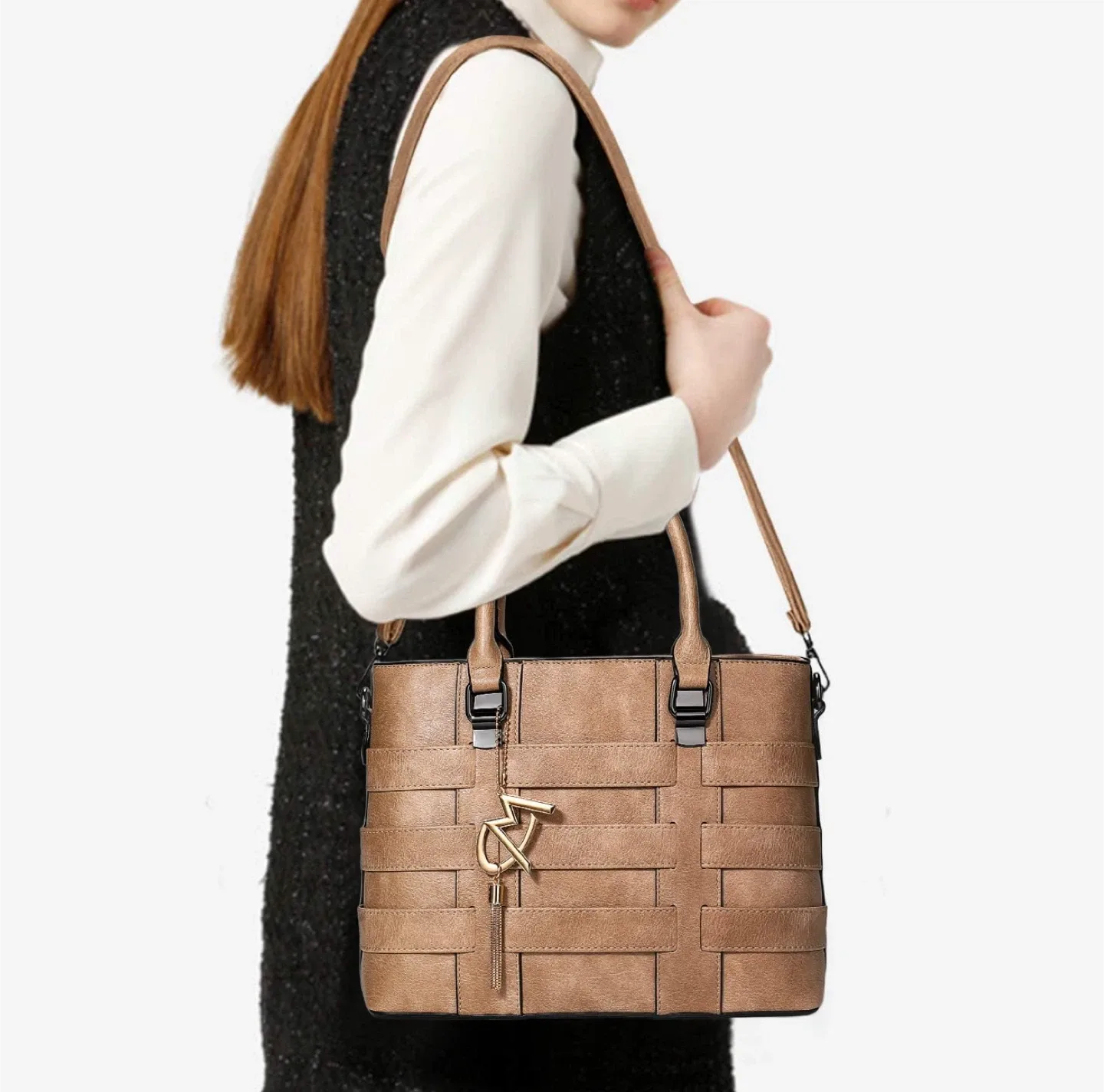 Beautiful Handbag with Shoulder Strap. thumbnail