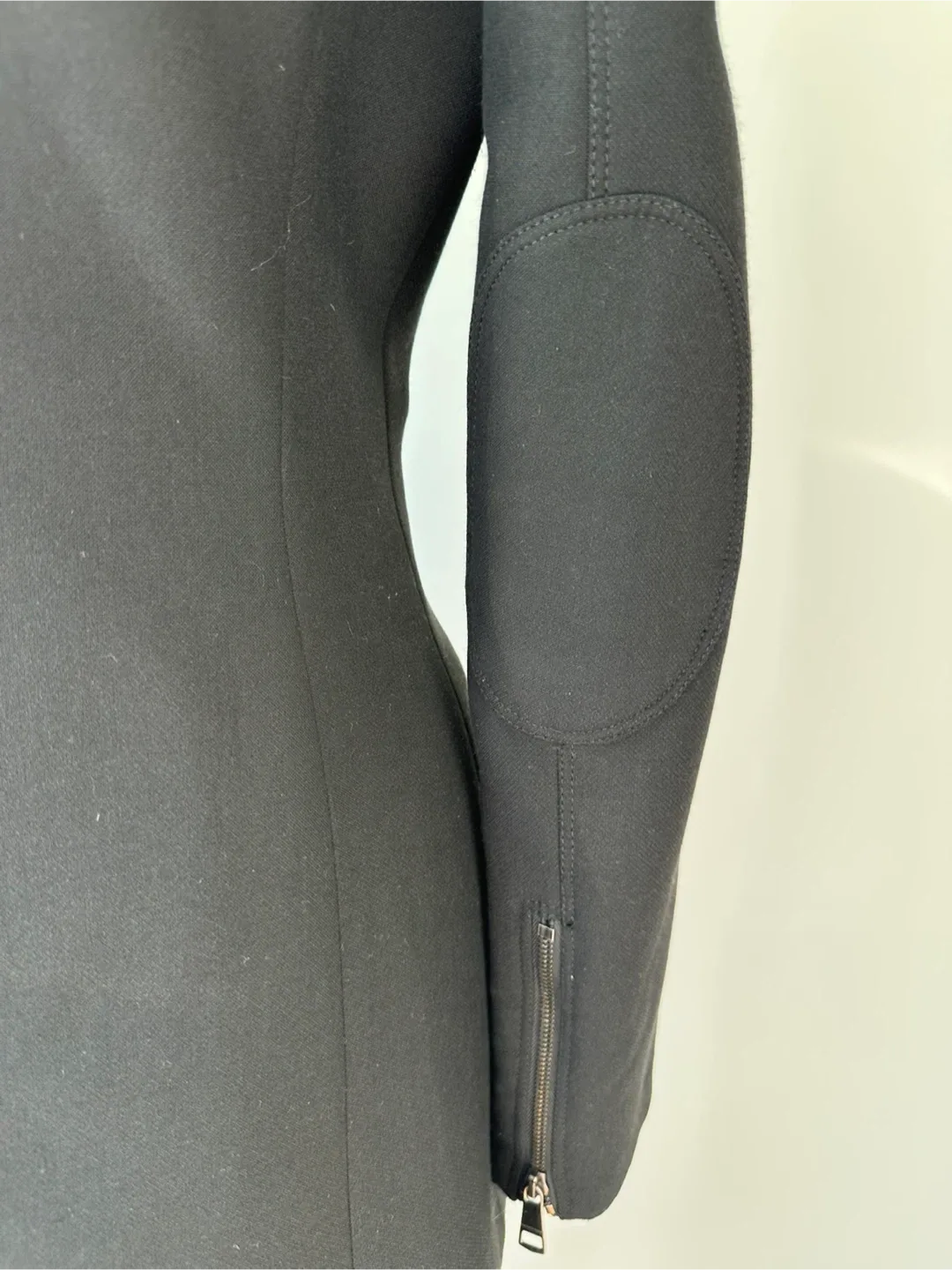 Burberry Black Blazer image indicator(6)