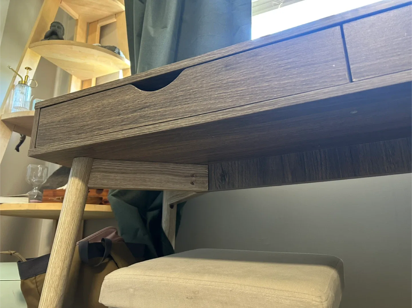 🥕Wooden Desk with Drawers image indicator(4)
