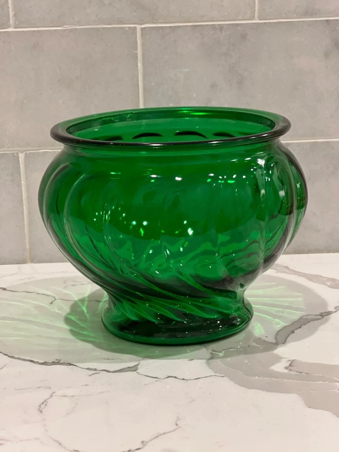 NAPCO #1191 Swirled Emerald Green Glass Bowl thumbnail
