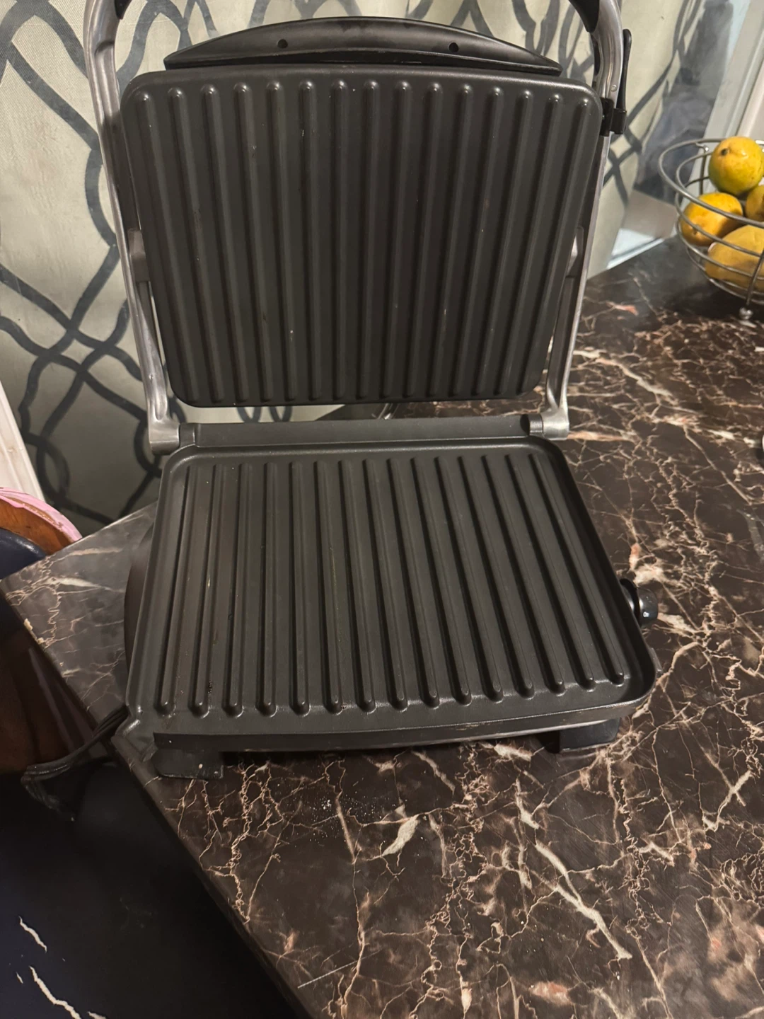 Aurora Grill