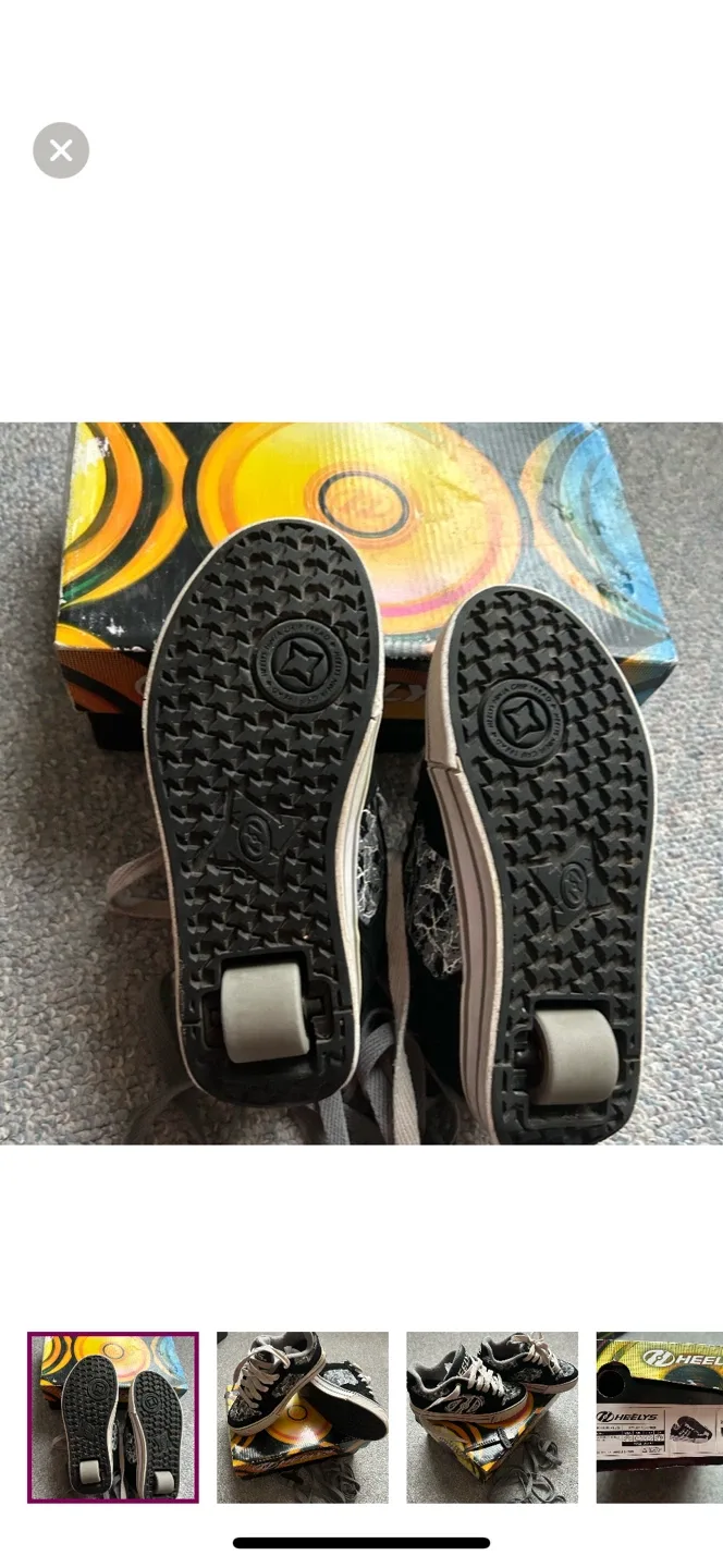 Heelys Roller Shoes, Size US 4 image indicator(3)