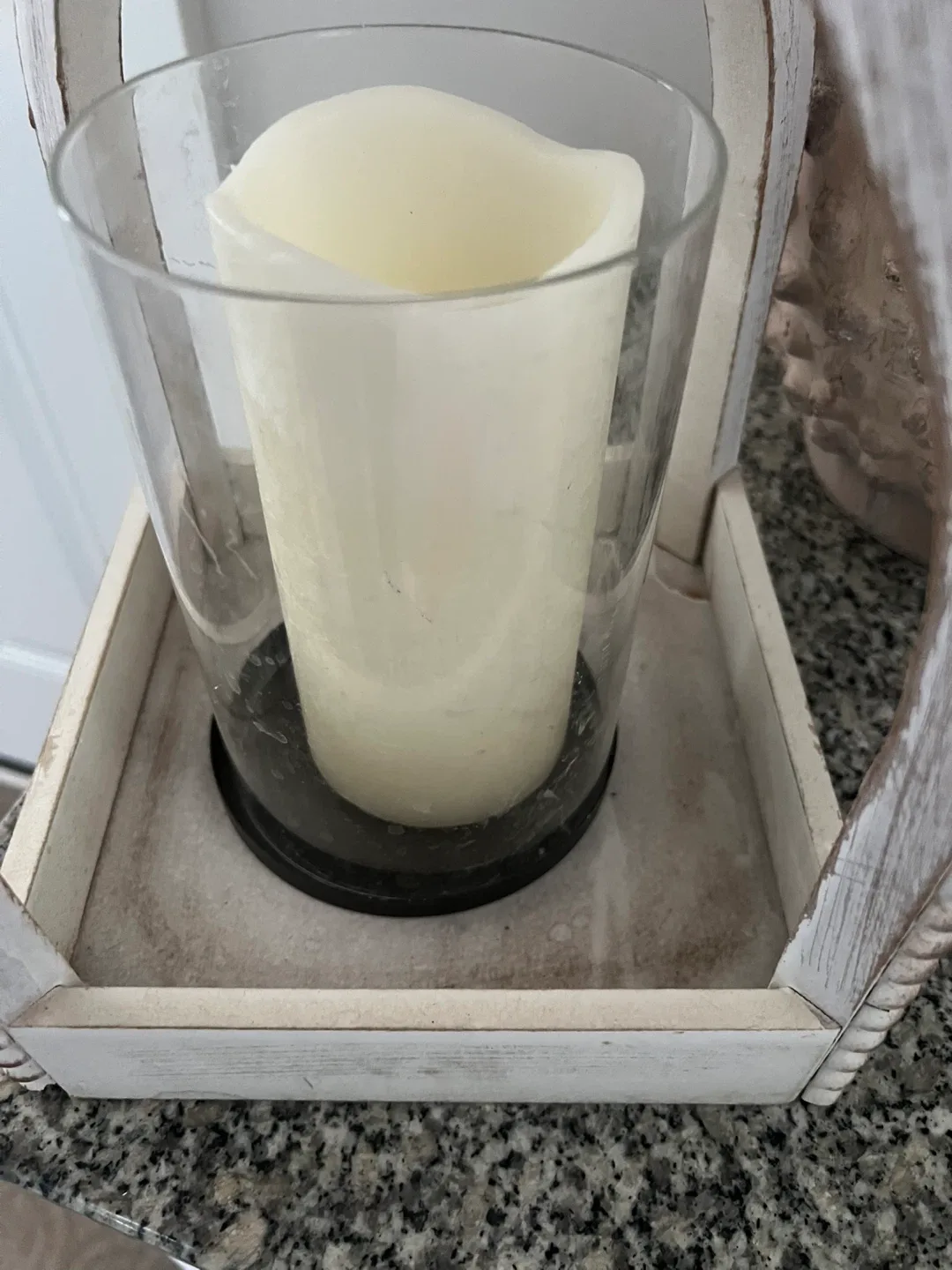 Decorative Candle Lantern image indicator(2)