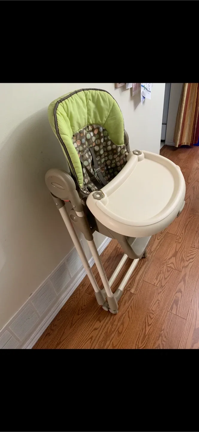 Foldable Baby Eating High Chair image indicator(5)
