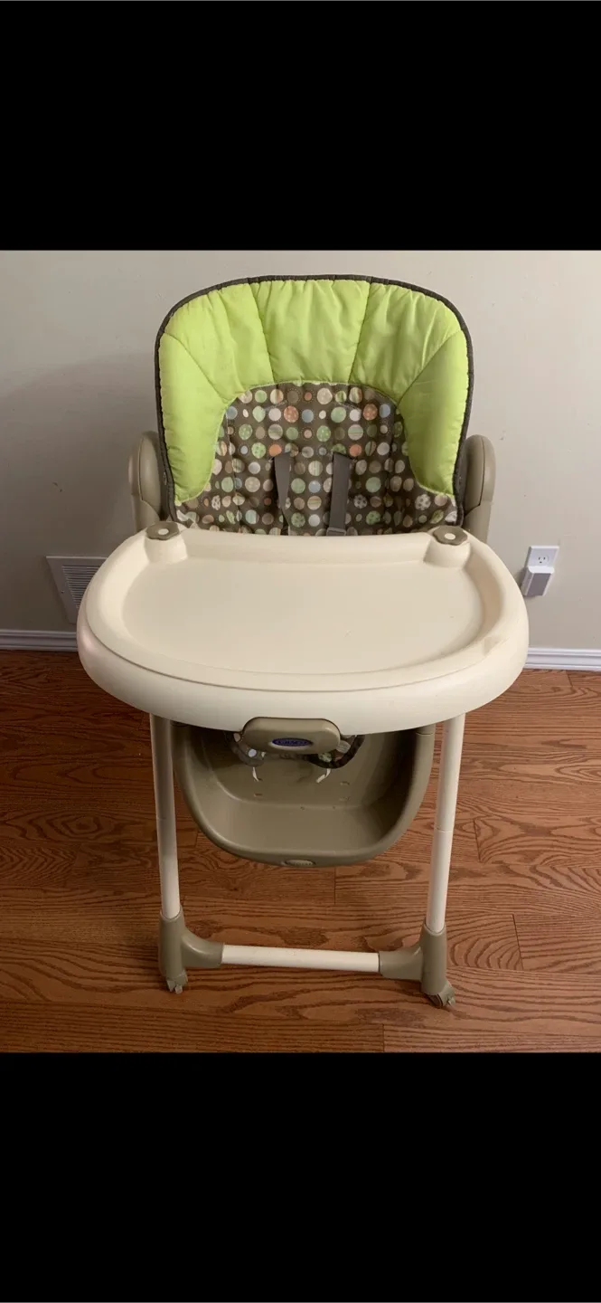 Foldable Baby Eating High Chair image indicator(2)