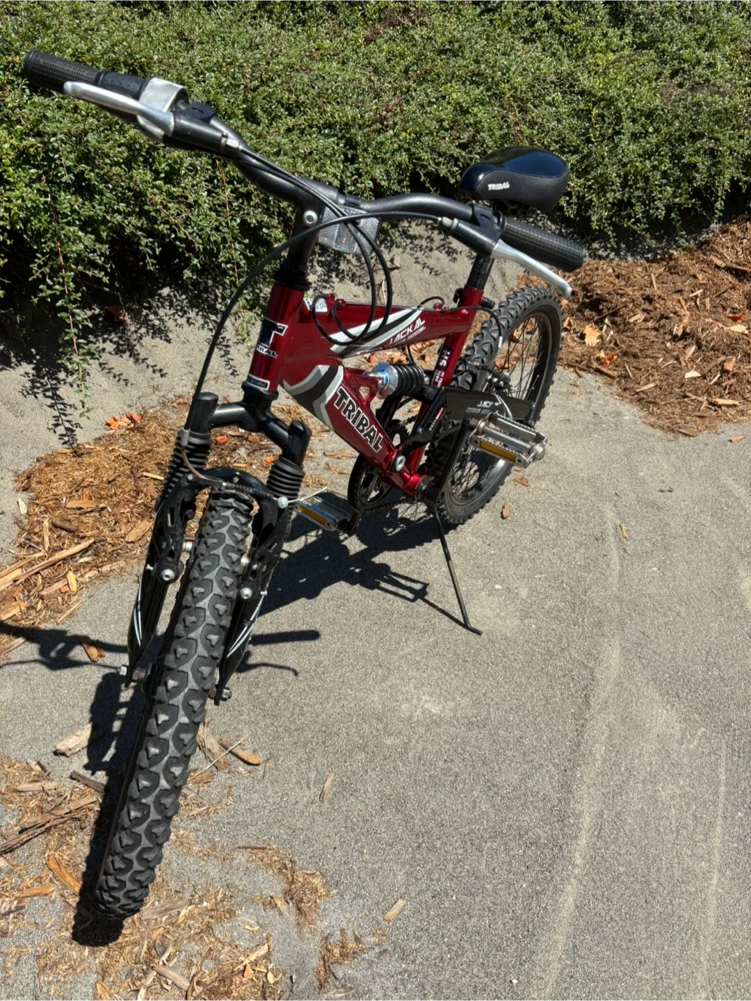 Tribal Jack4L Red Mountain Bike image indicator(2)