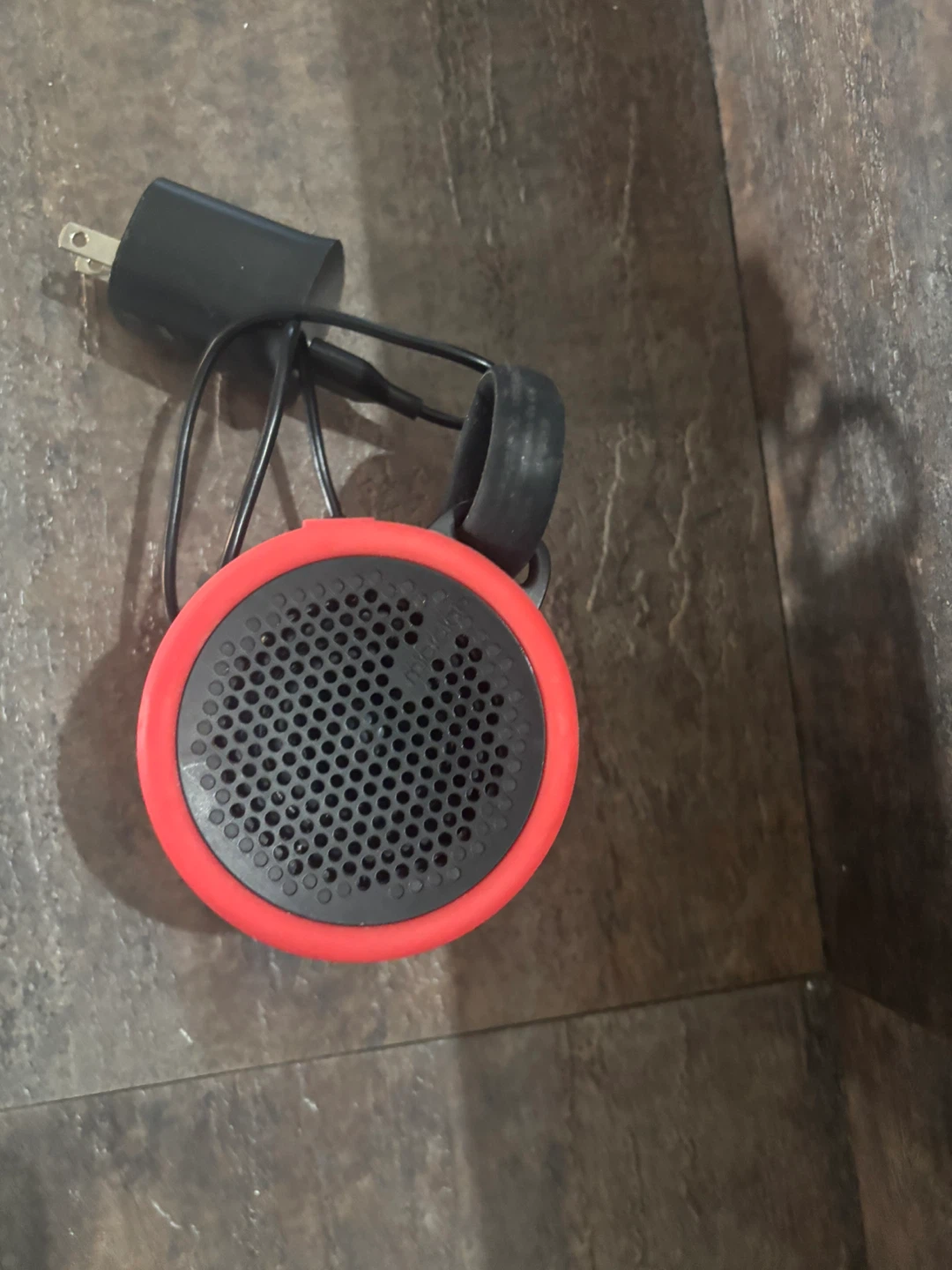 Red Portable Bluetooth Speaker with Charger - photo 3