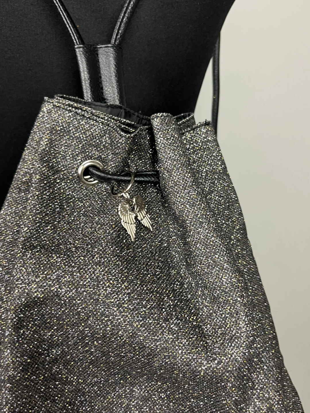Victoria's Secret Silver Glitter Backpack - photo 2